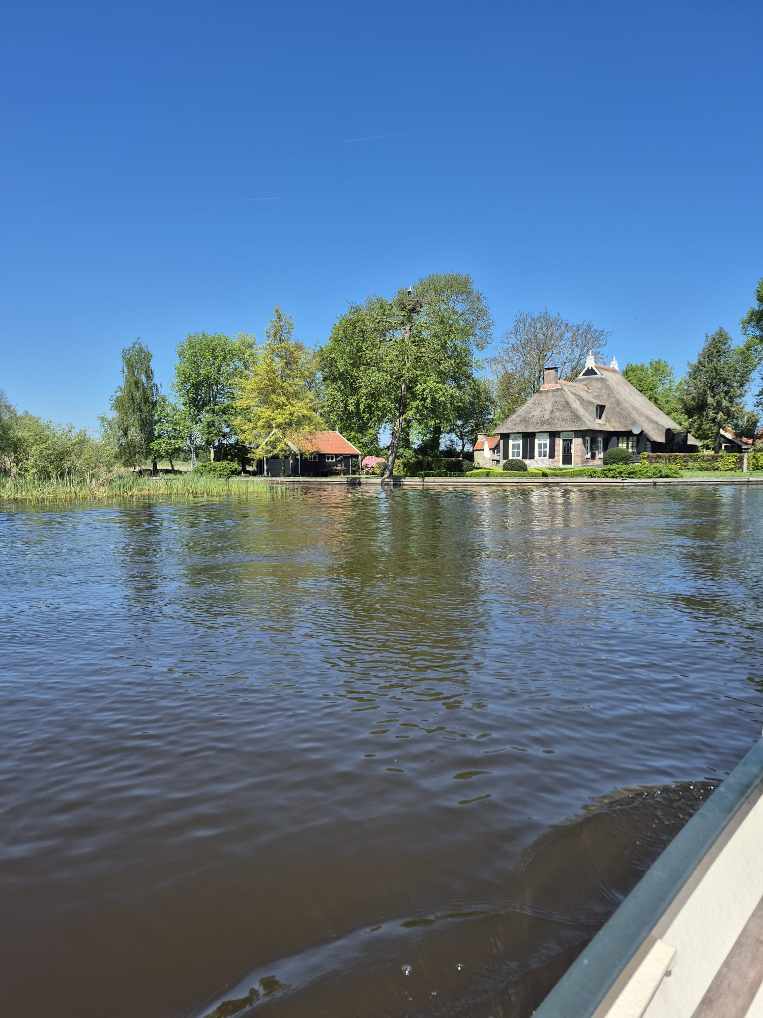 - image: 17