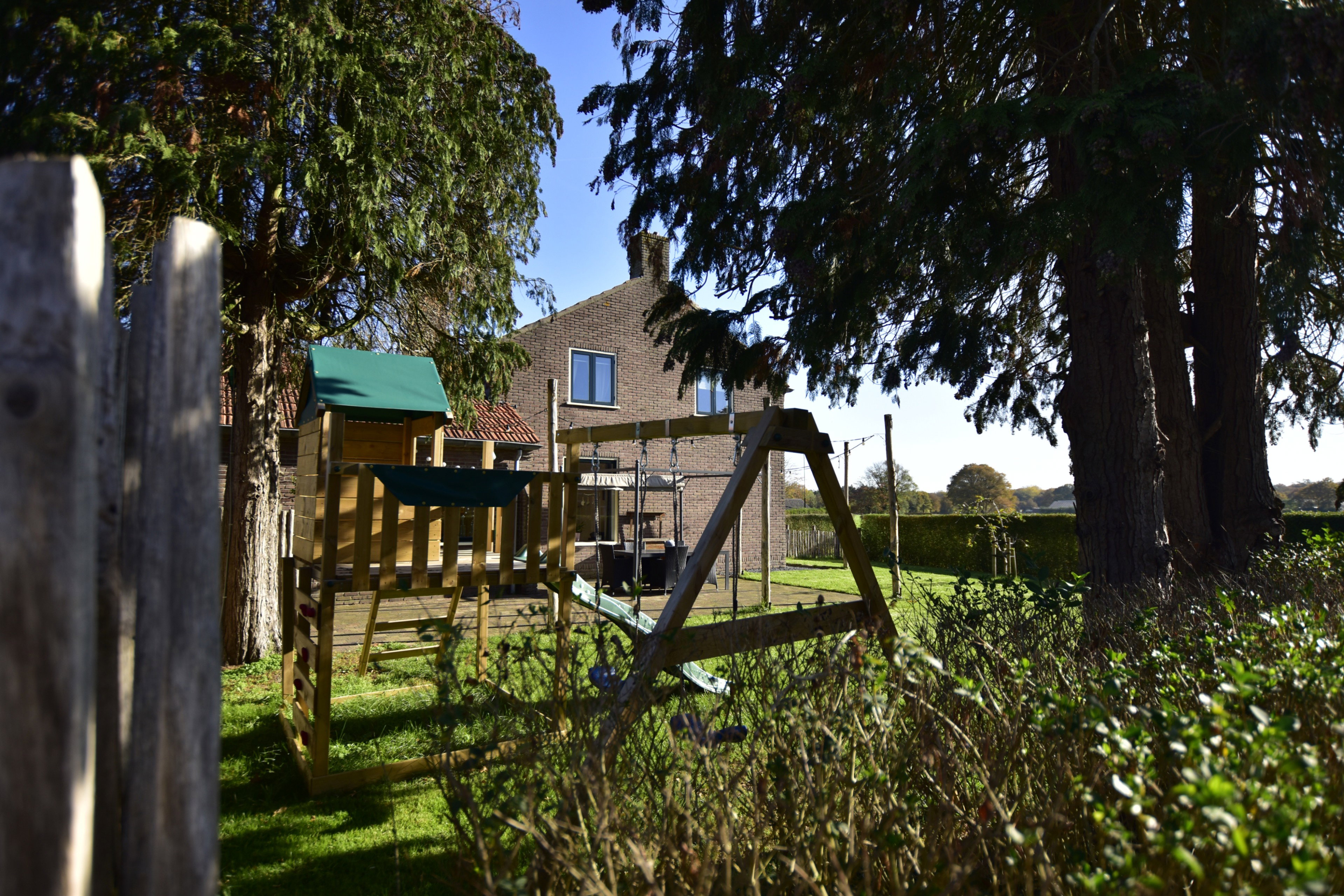 - image: 26