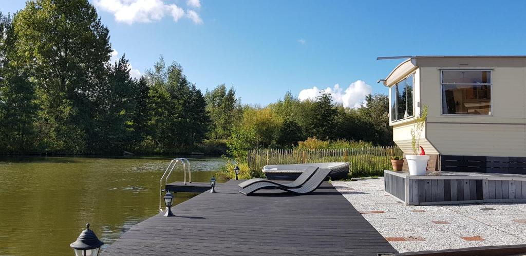 Naturhäuschen in Ooltgensplaat