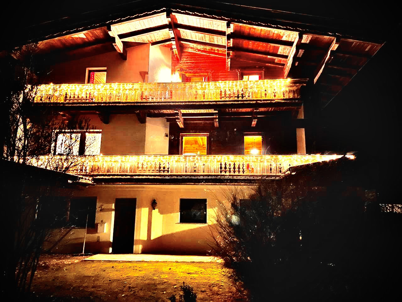 - image: 11