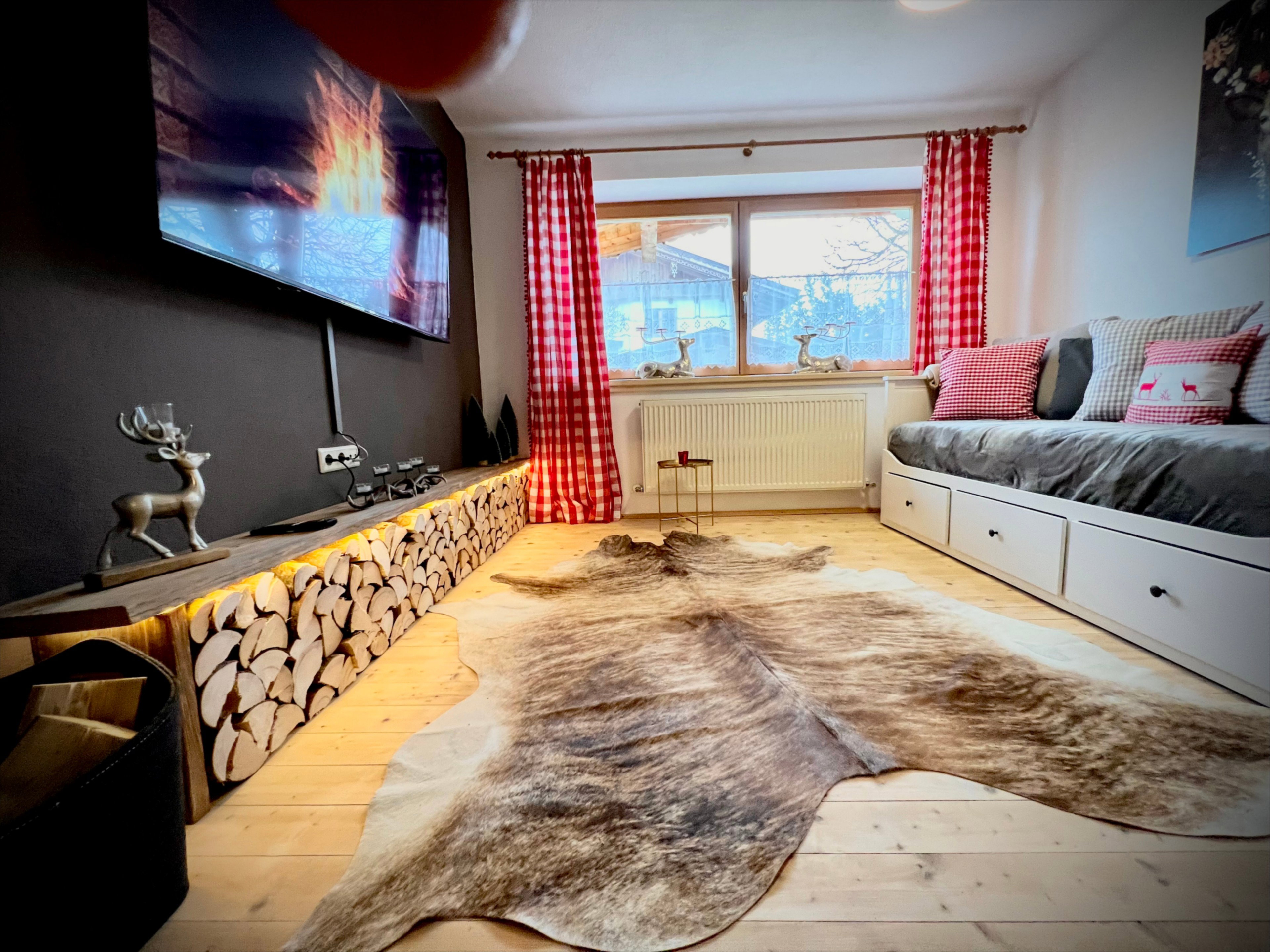 Naturhäuschen in Stumm