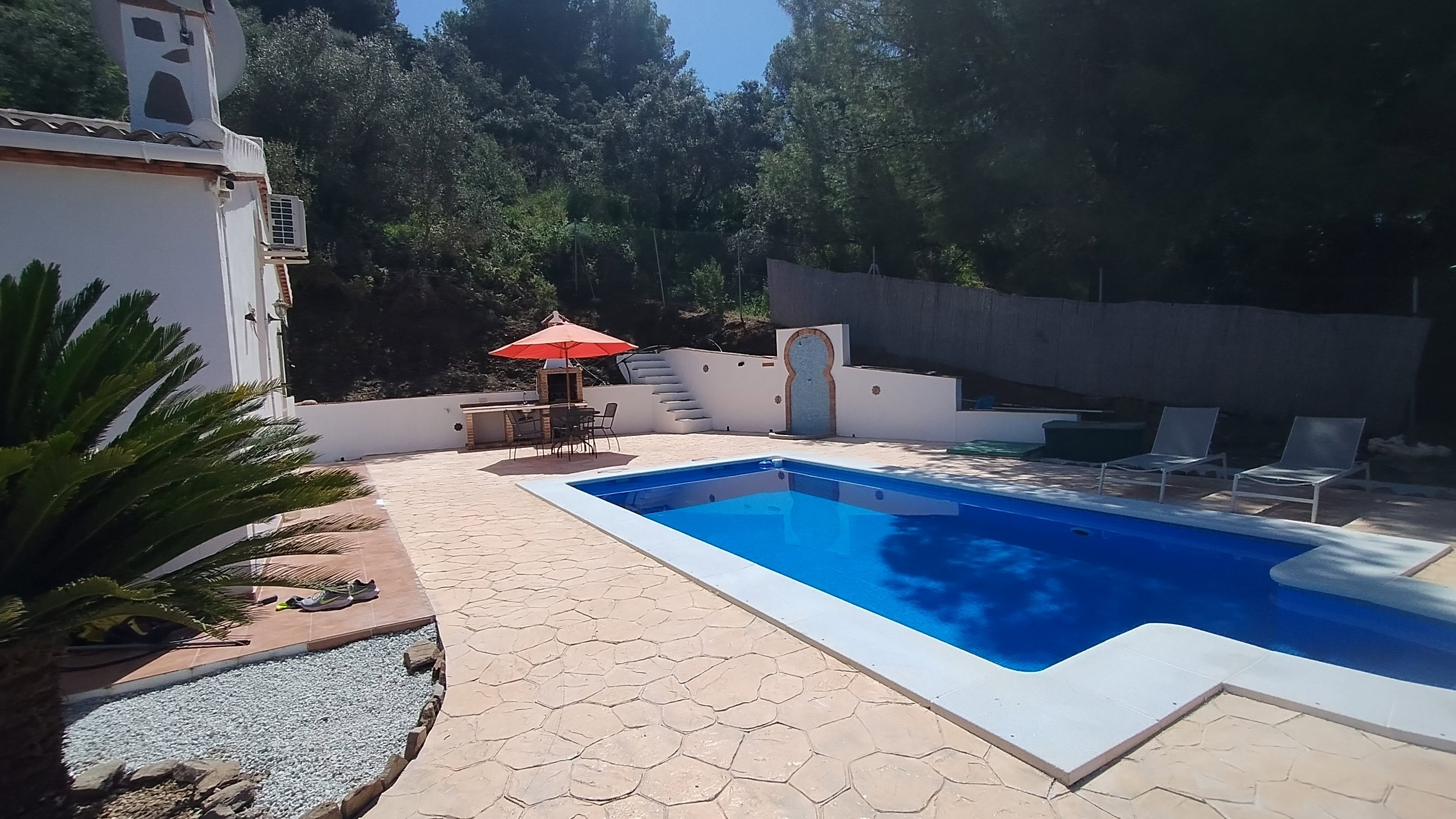 Casa nella natura a Sayalonga/Carraspite