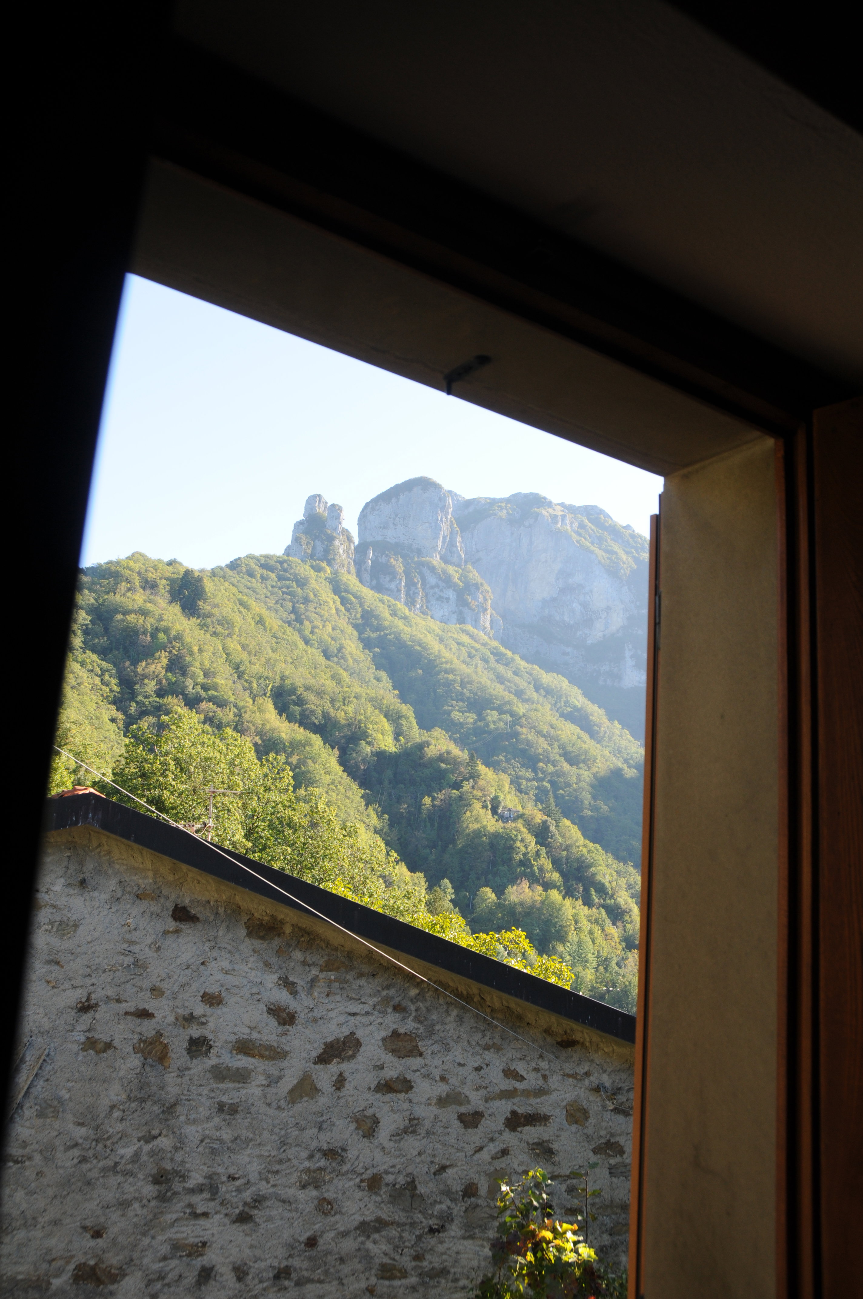 - image: 14