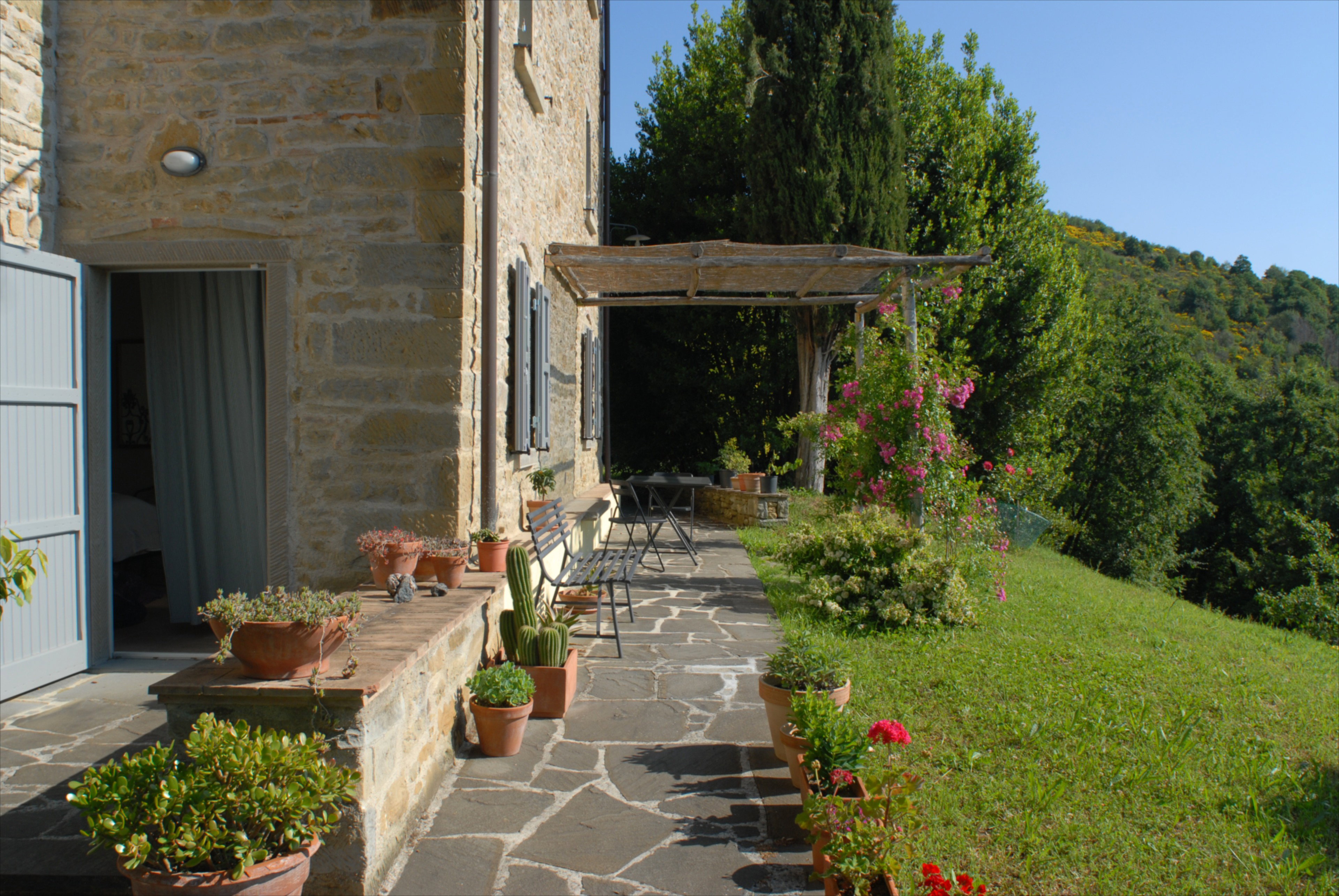 - image: 15