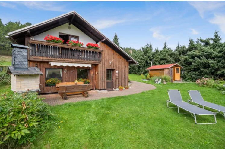Nature house in Neuhaus OT PIESAU