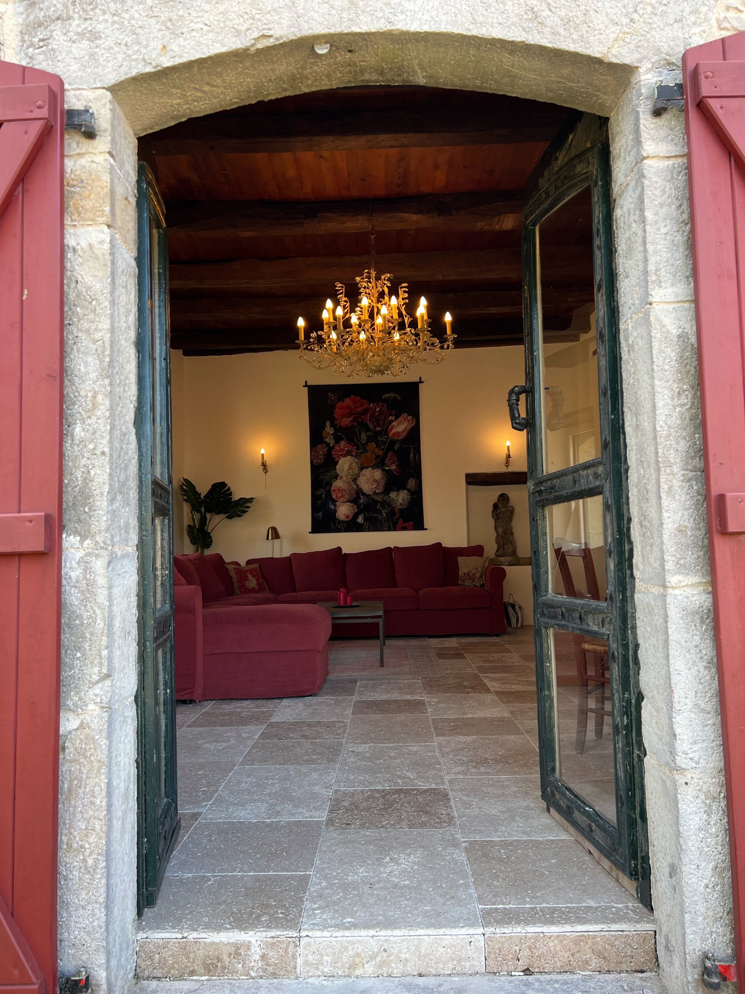 - image: 18