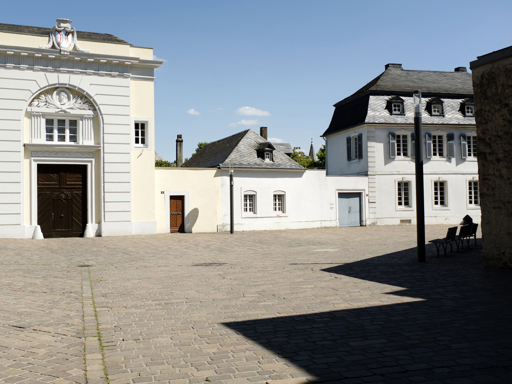 - image: 61