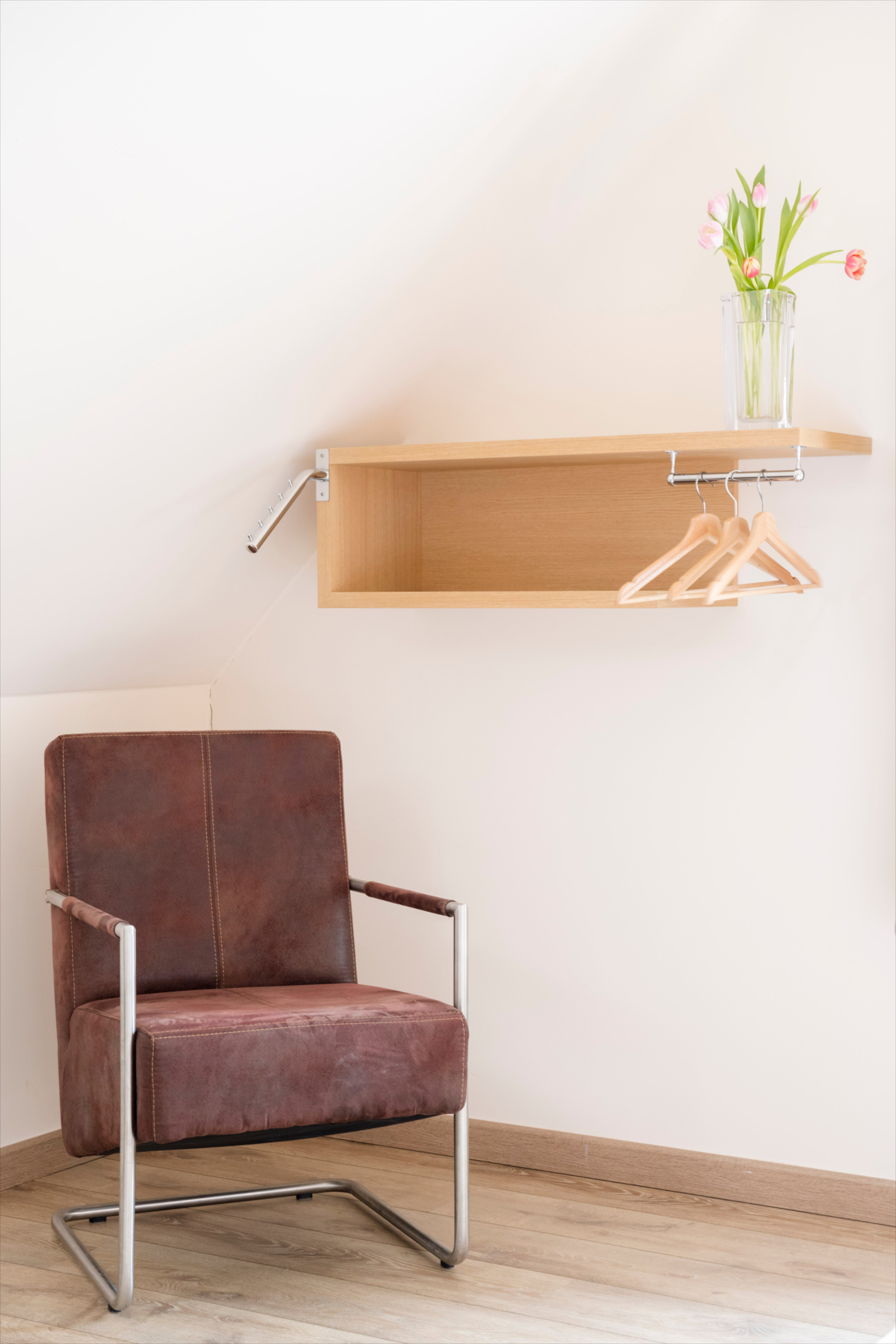 - image: 15