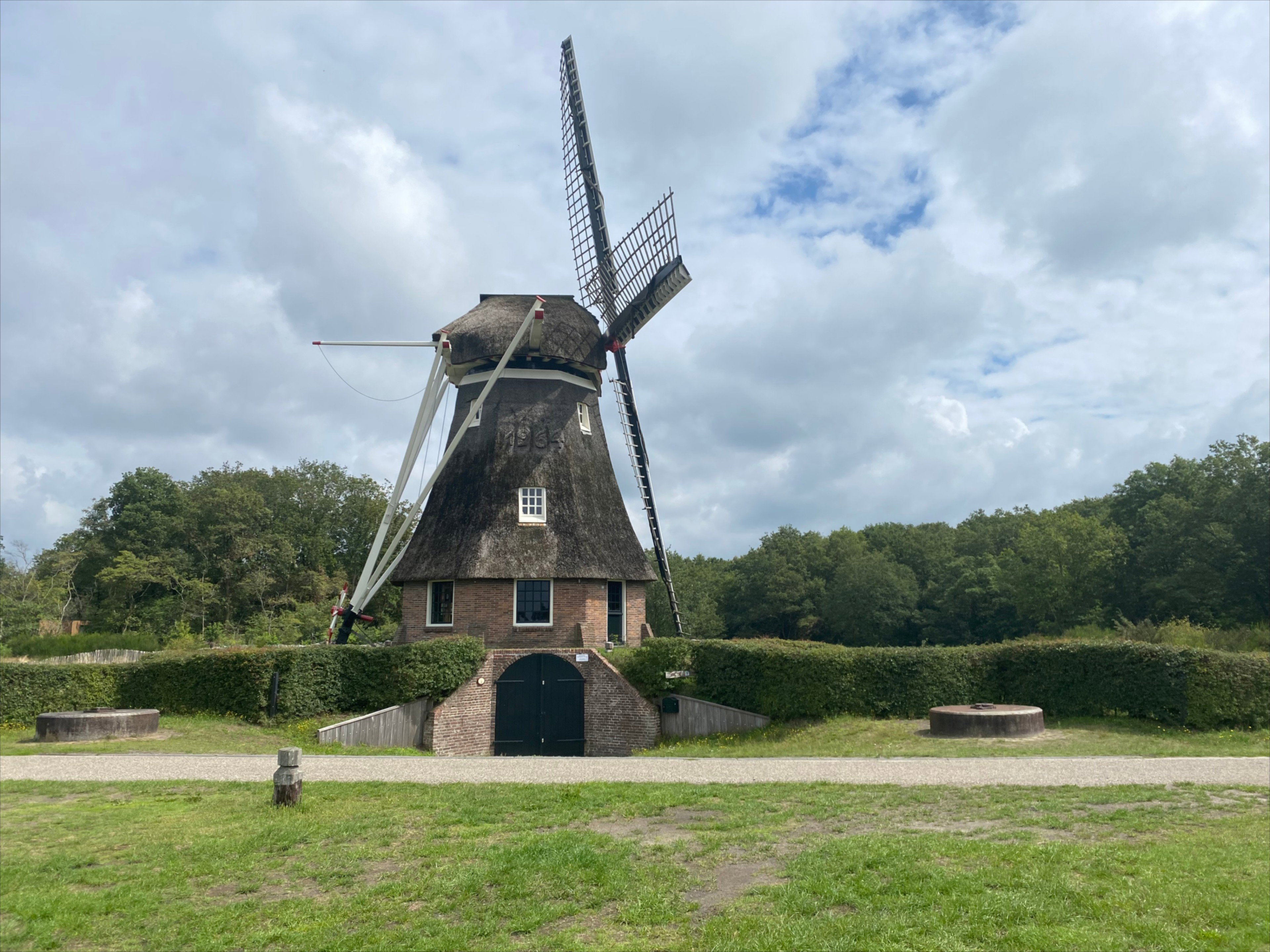 - image: 26