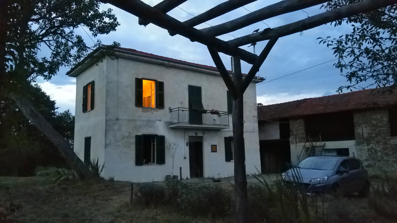 - image: 18