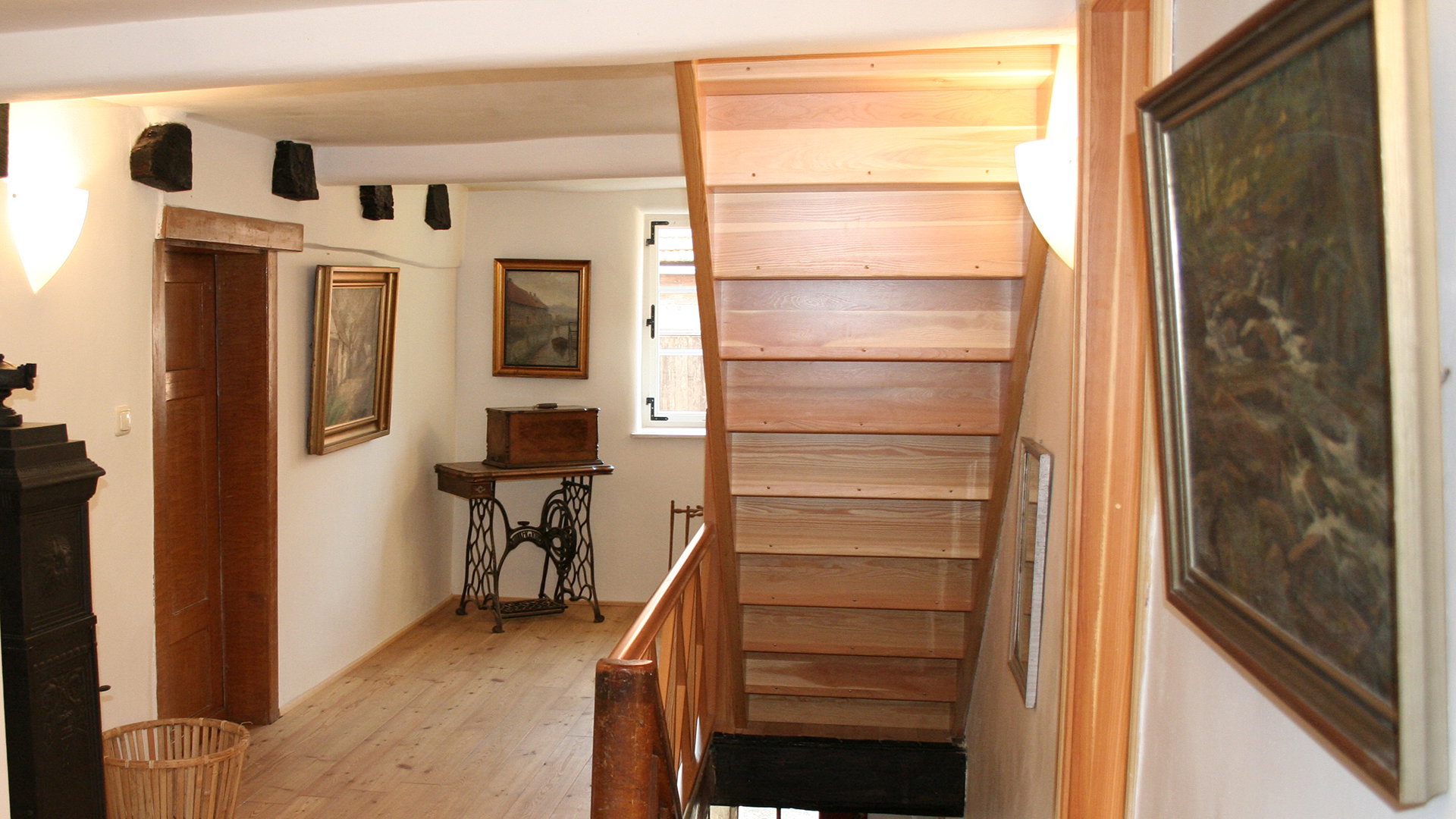 - image: 12