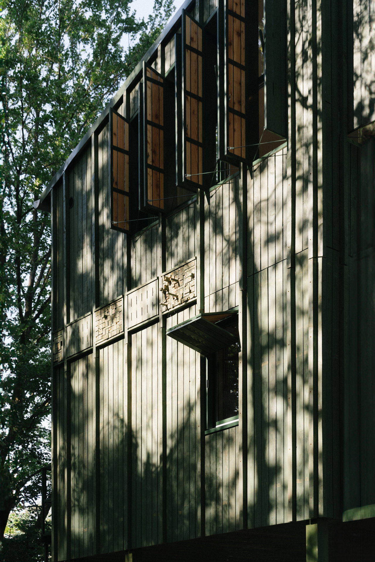 - image: 27
