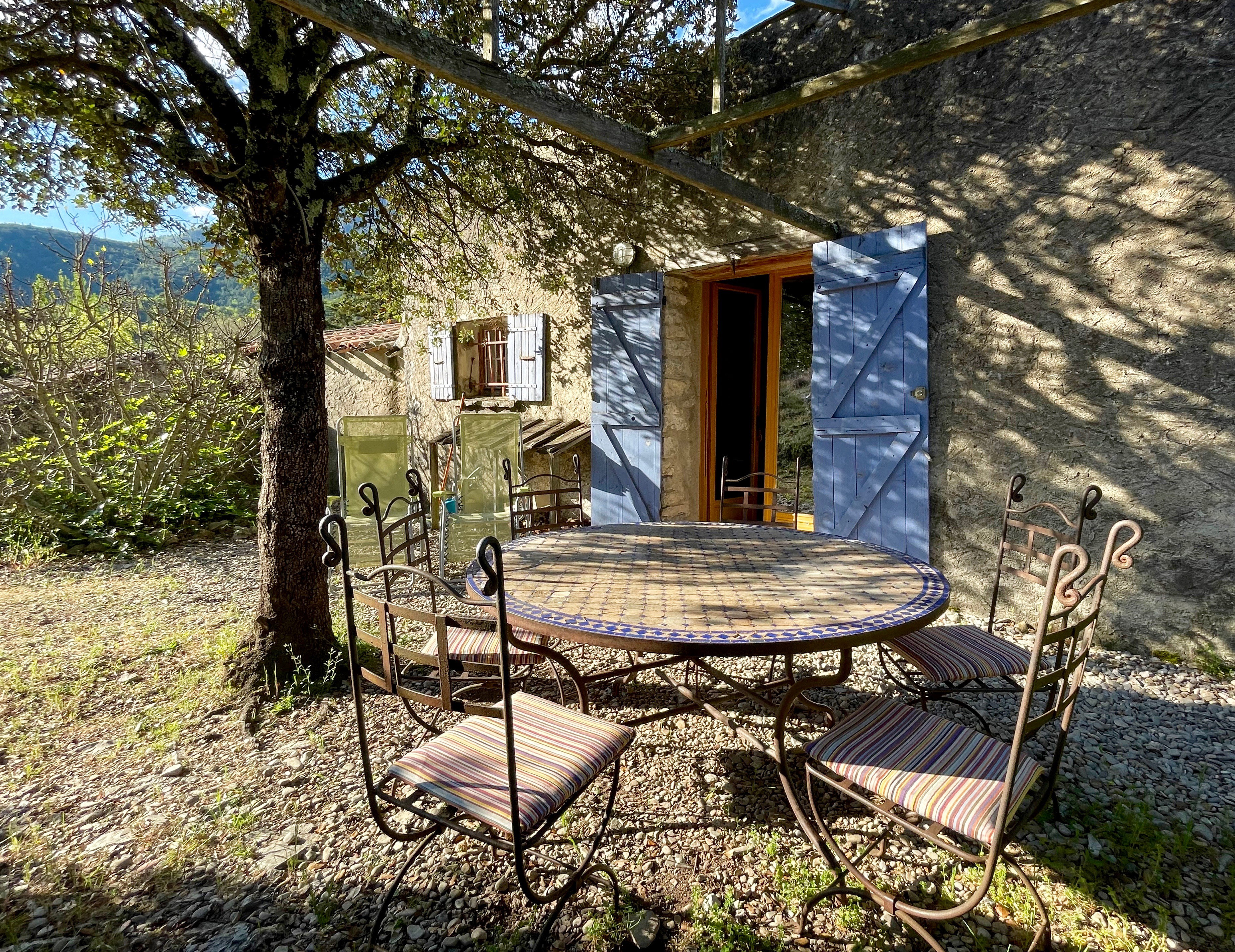 Nature house in Saint Leger du Ventoux