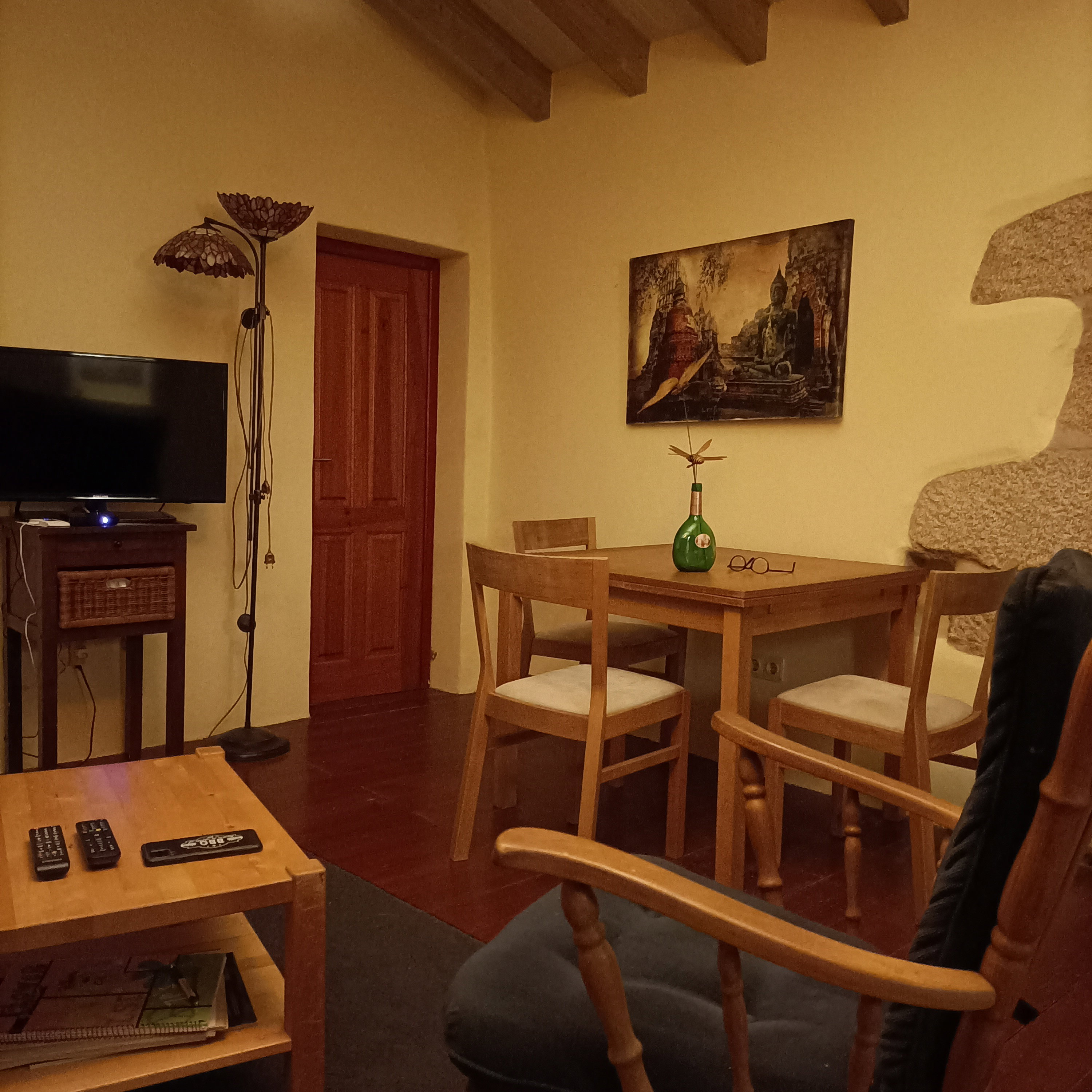 - image: 11