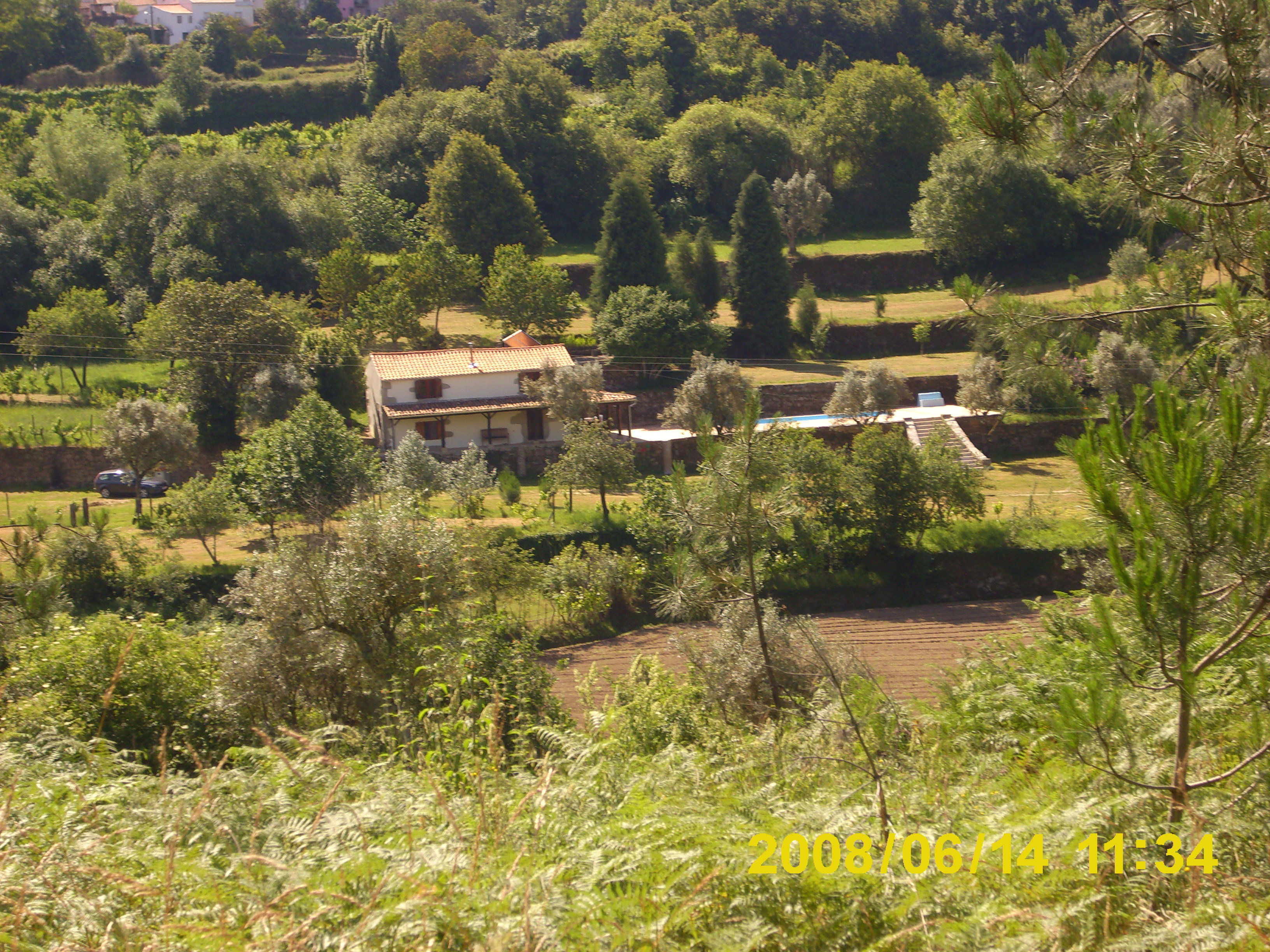 Casa nella natura a vila pouca da  beira