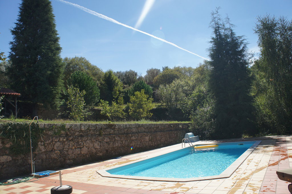 Casa nella natura a vila pouca da  beira