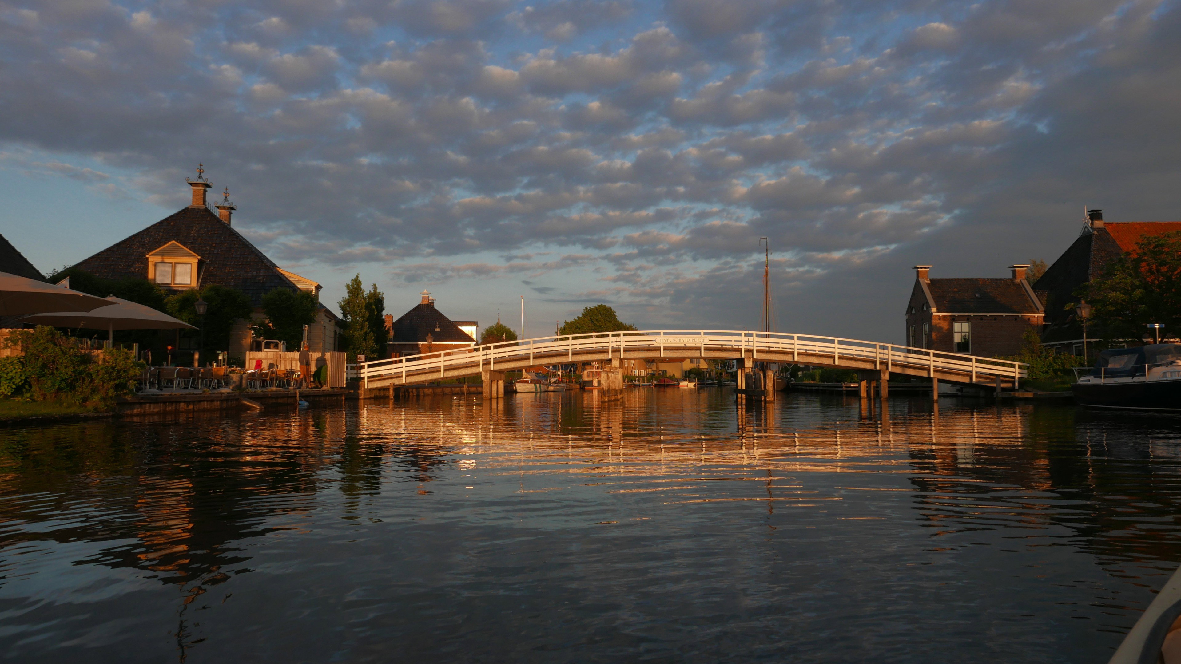 - image: 14