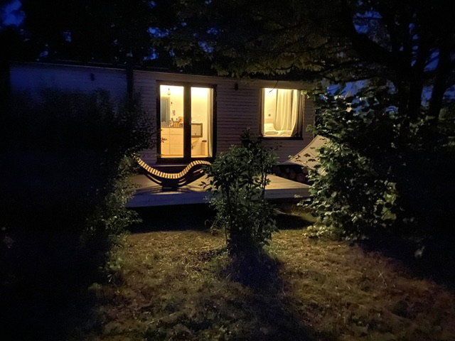 - image: 44
