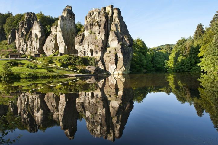 - image: 24
