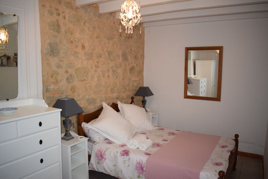 - image: 23