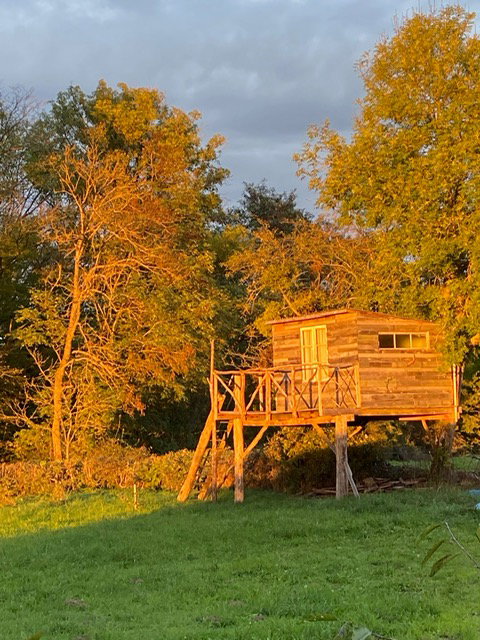 Maison nature à St. Silvain bas-le-roc