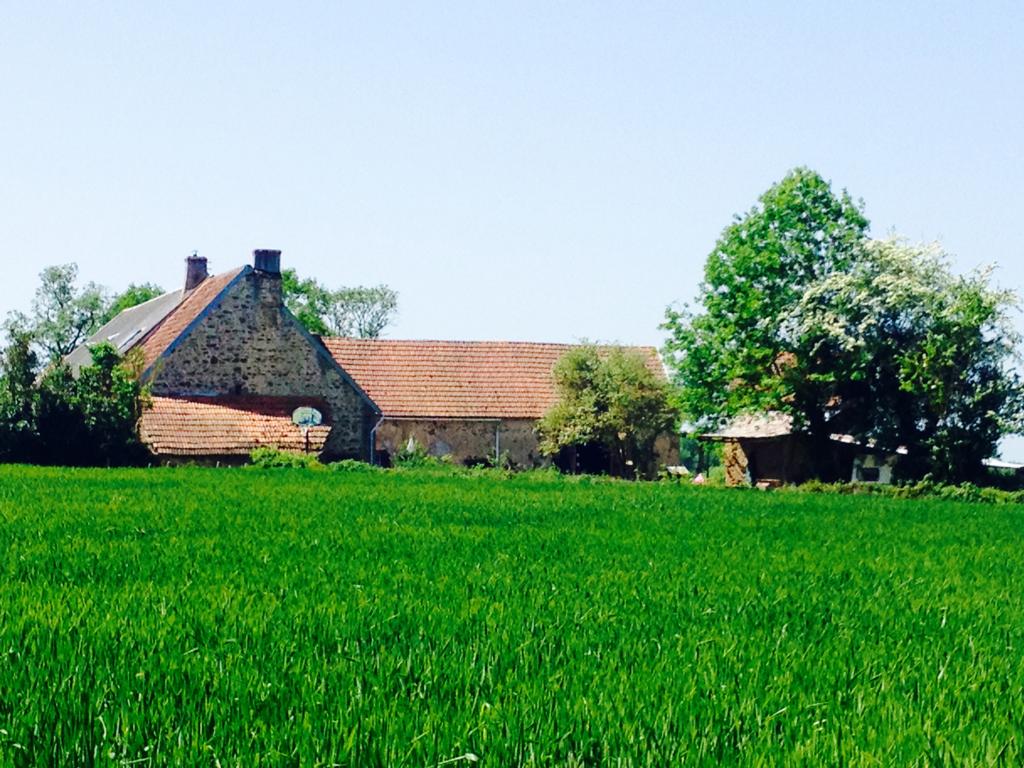 Maison nature à St. Silvain bas-le-roc