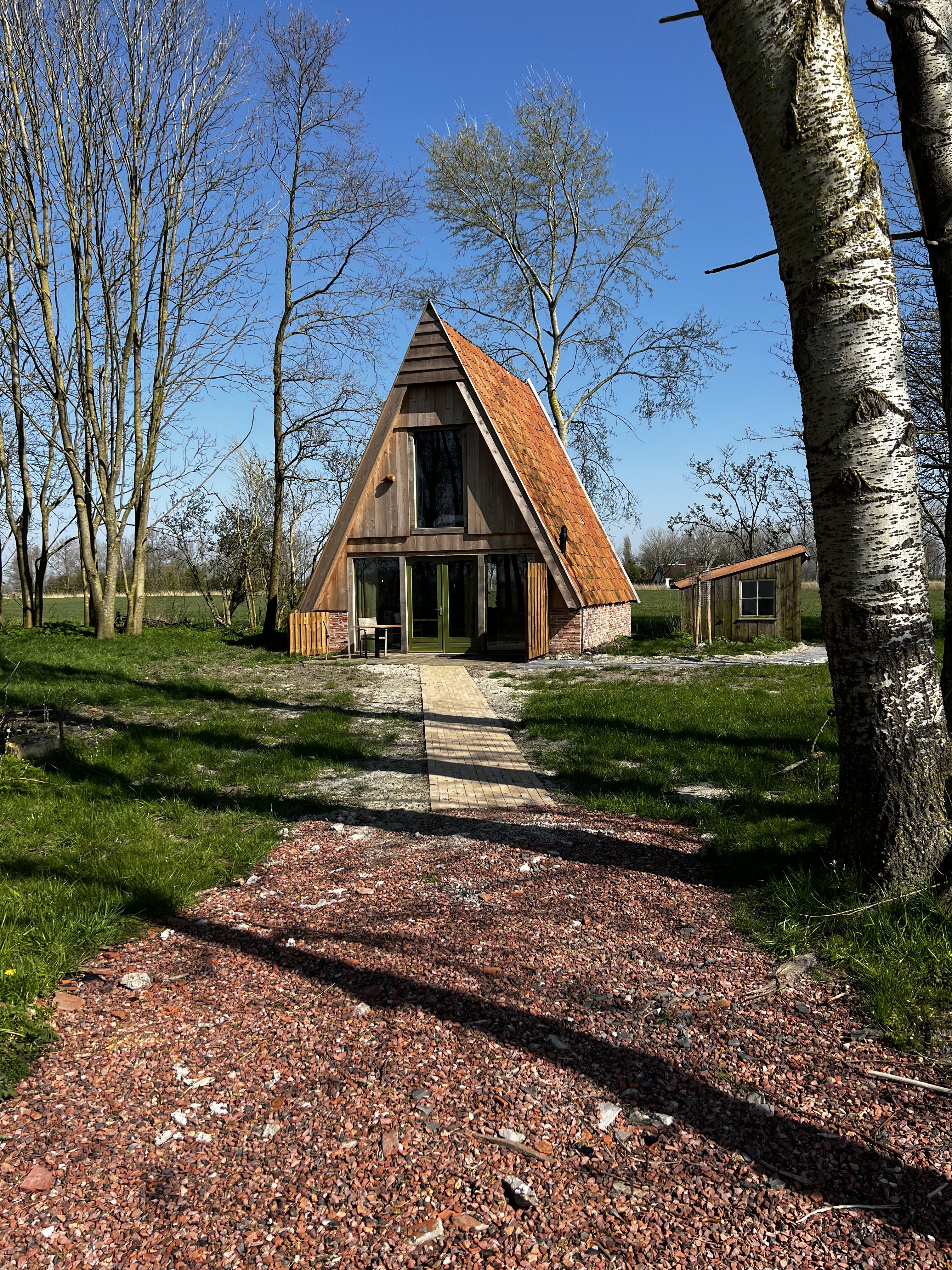 Naturhäuschen in Tinallinge