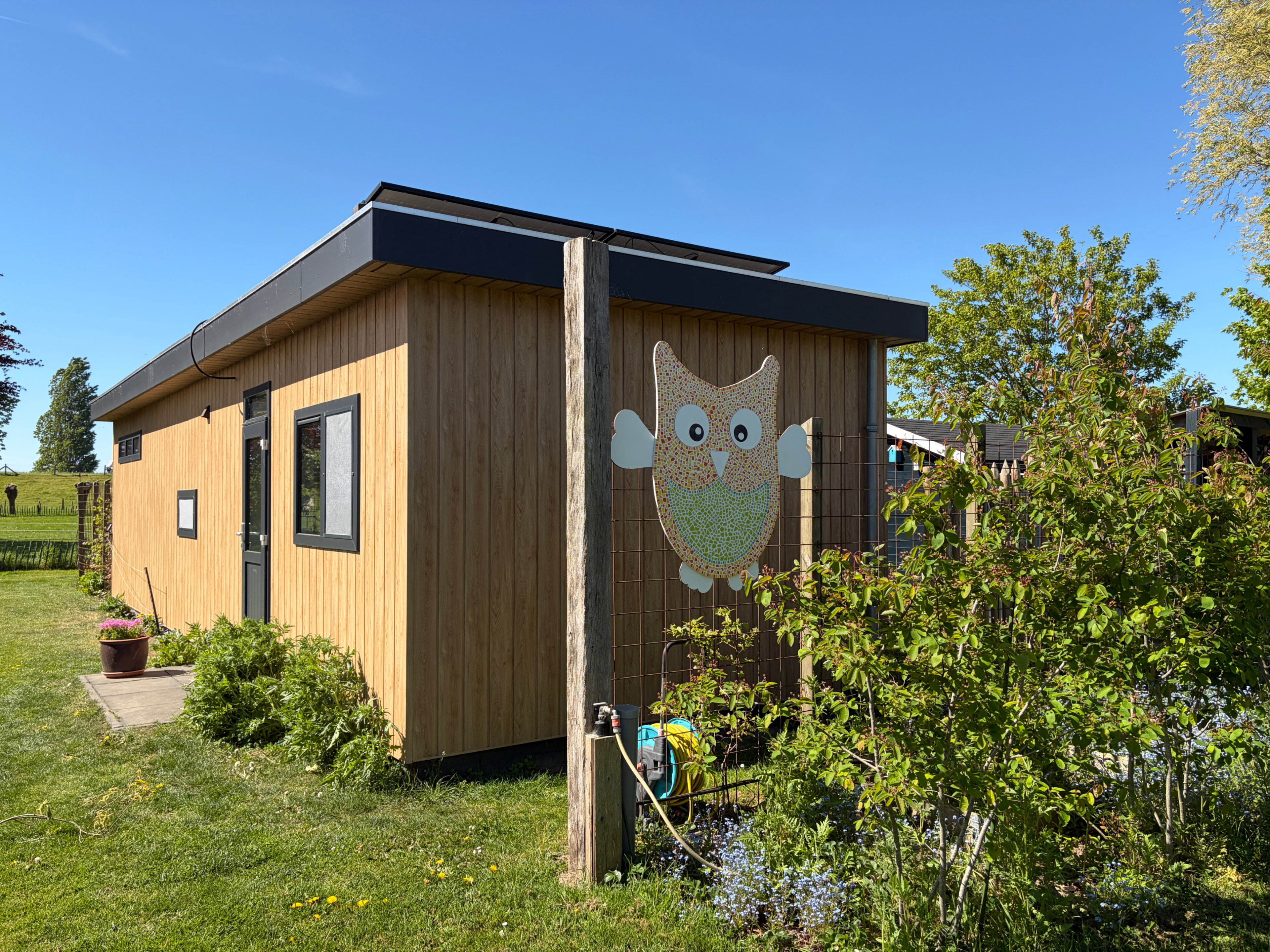 - image: 14