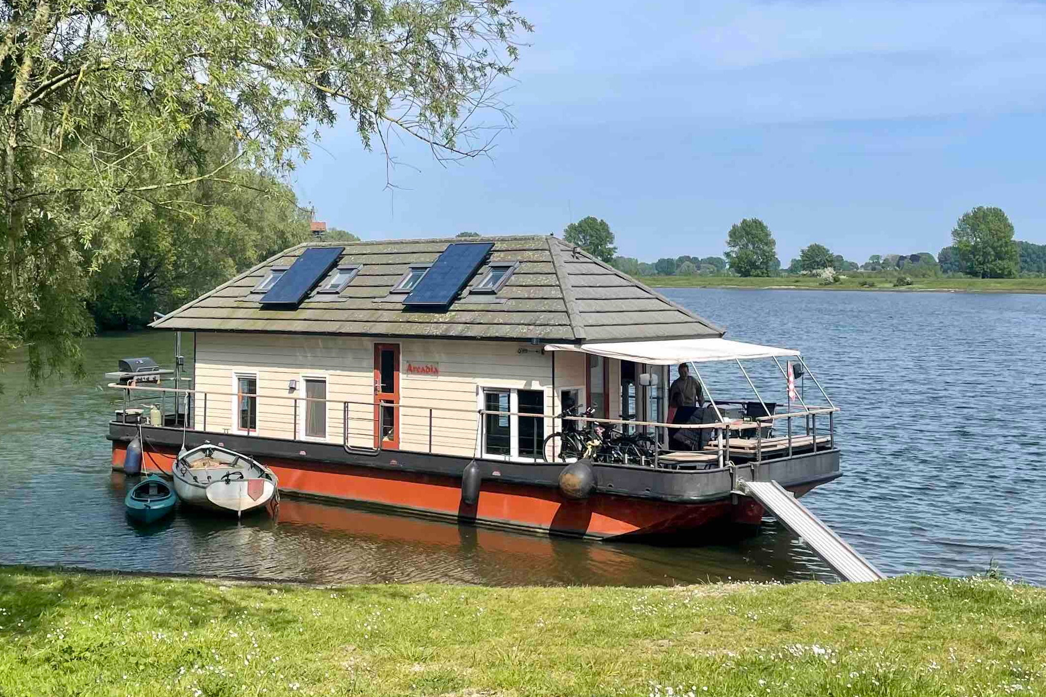 Casa nella natura a Rossum