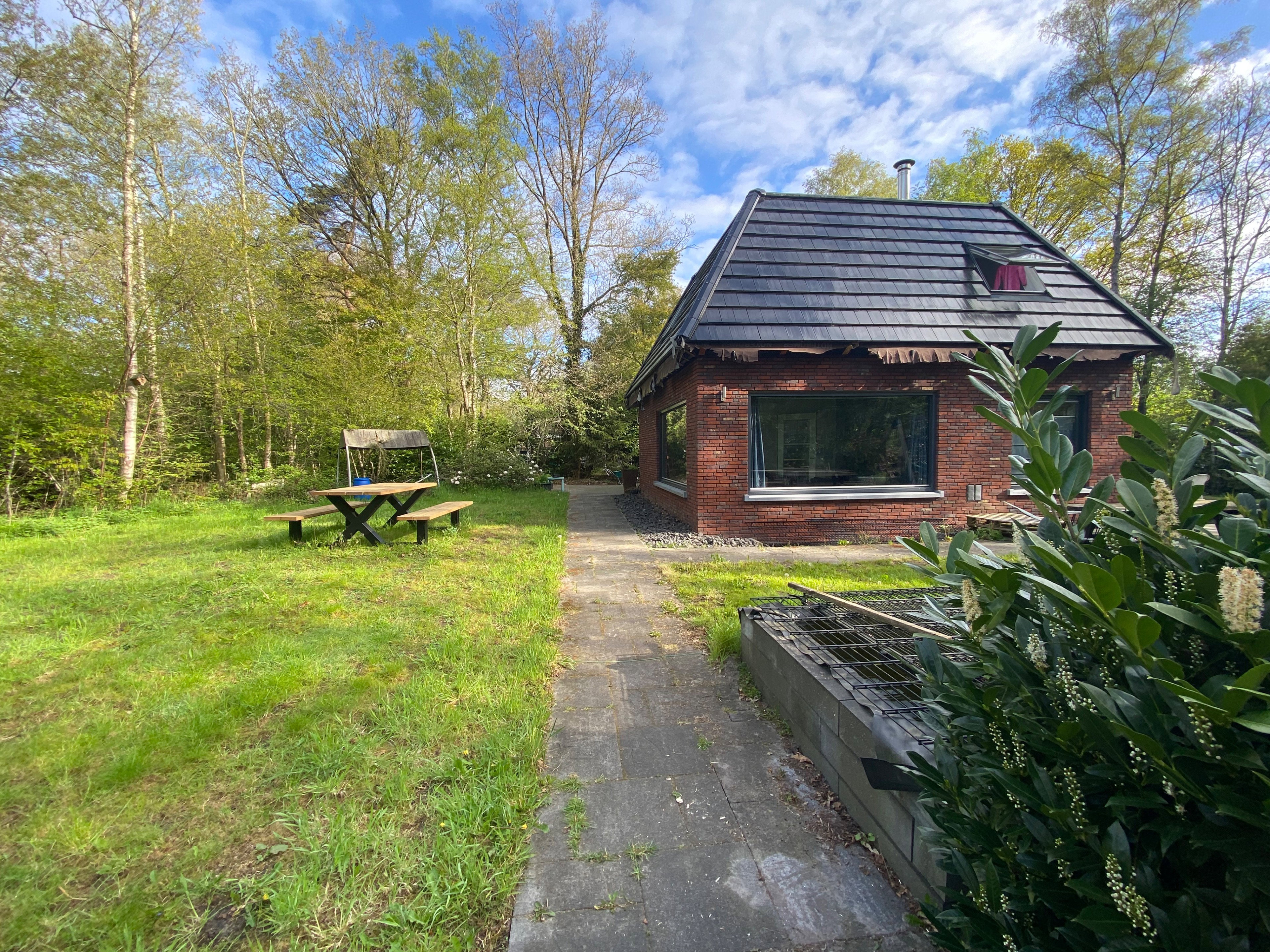 Naturhäuschen in Ruinen