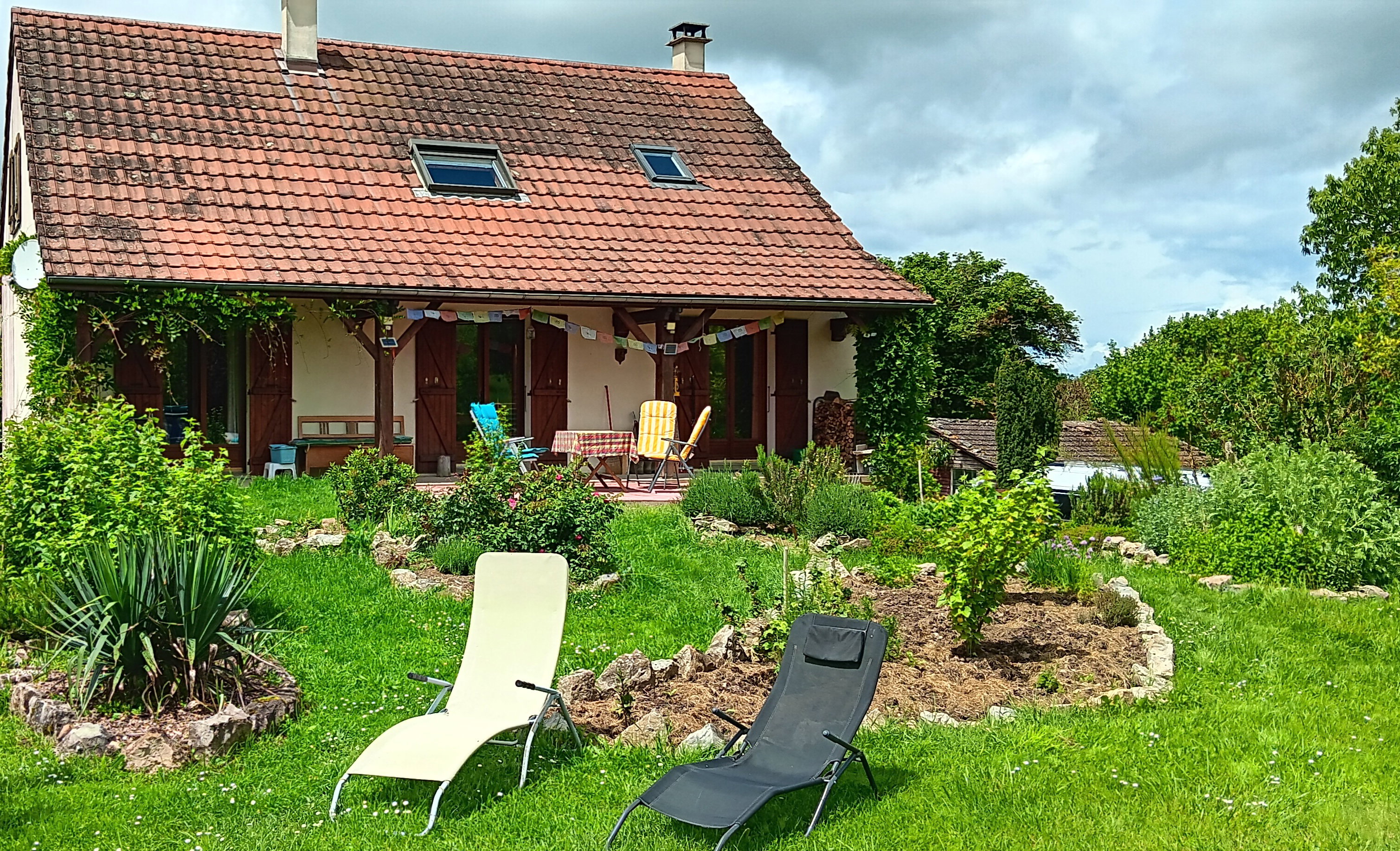 Naturhäuschen in Curgy