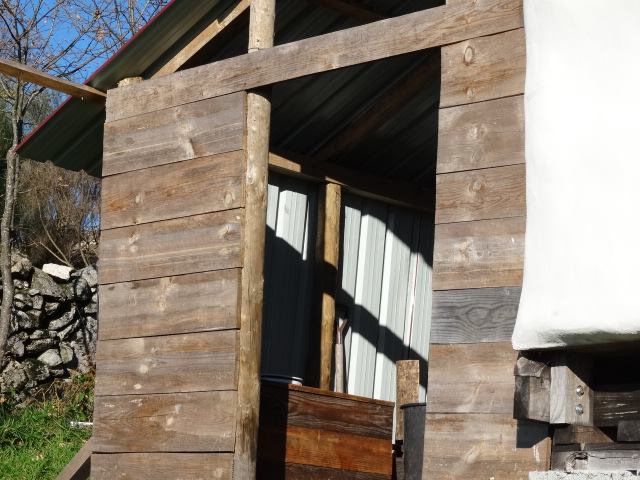 - image: 15