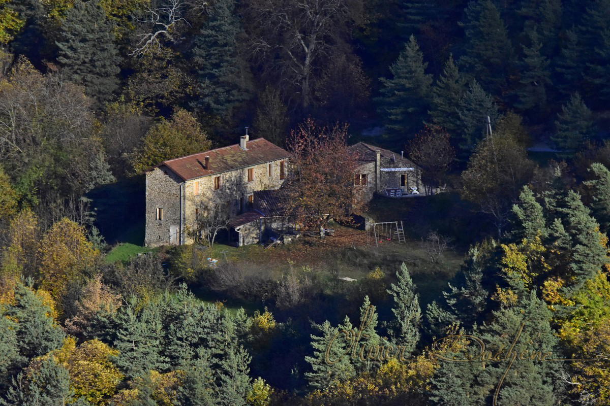 Nature house in DESAIGNES