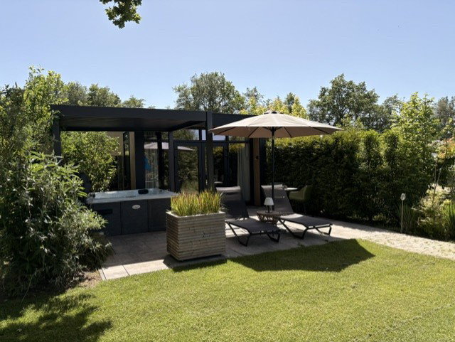 - image: 23
