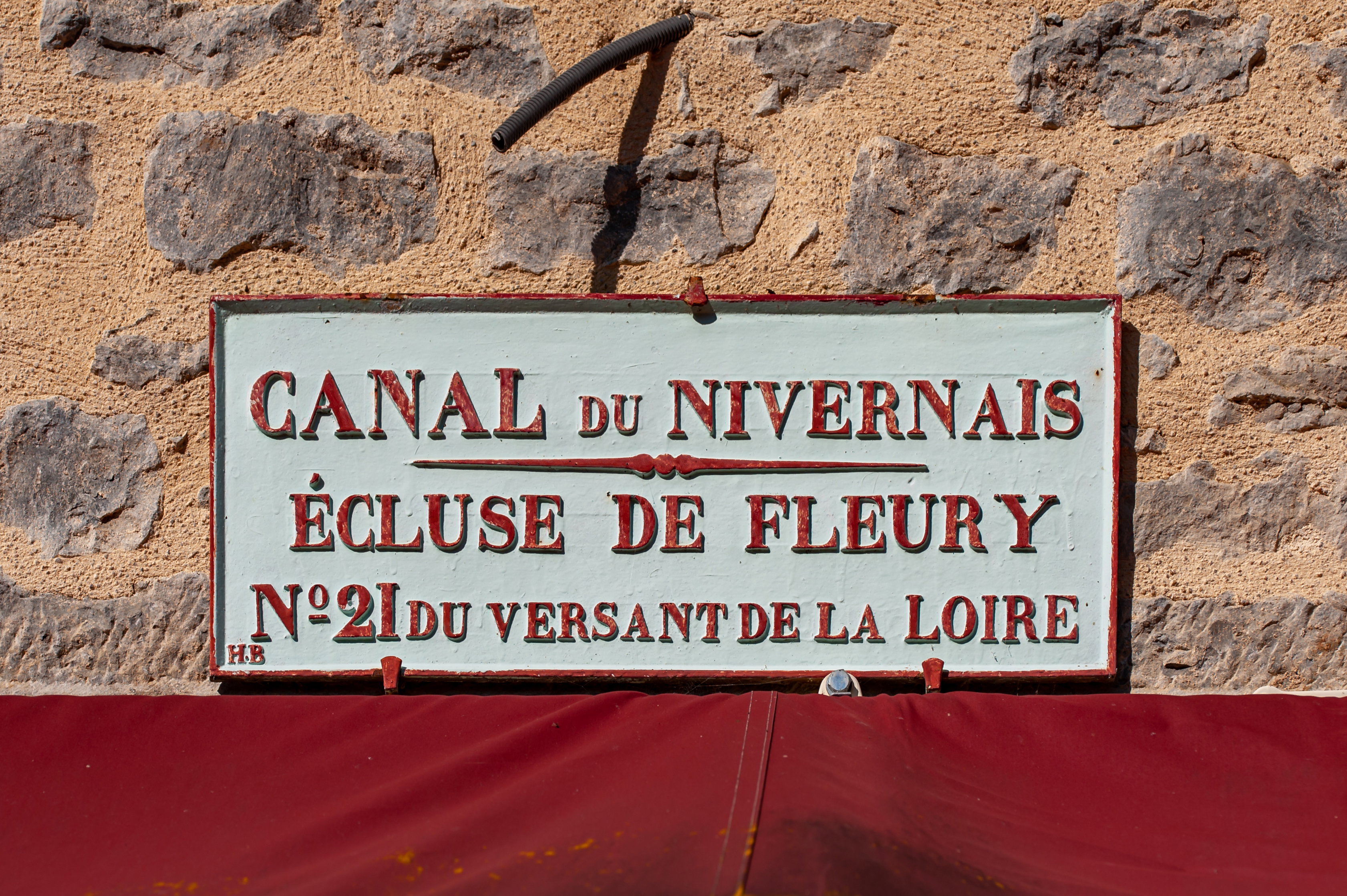- image: 19