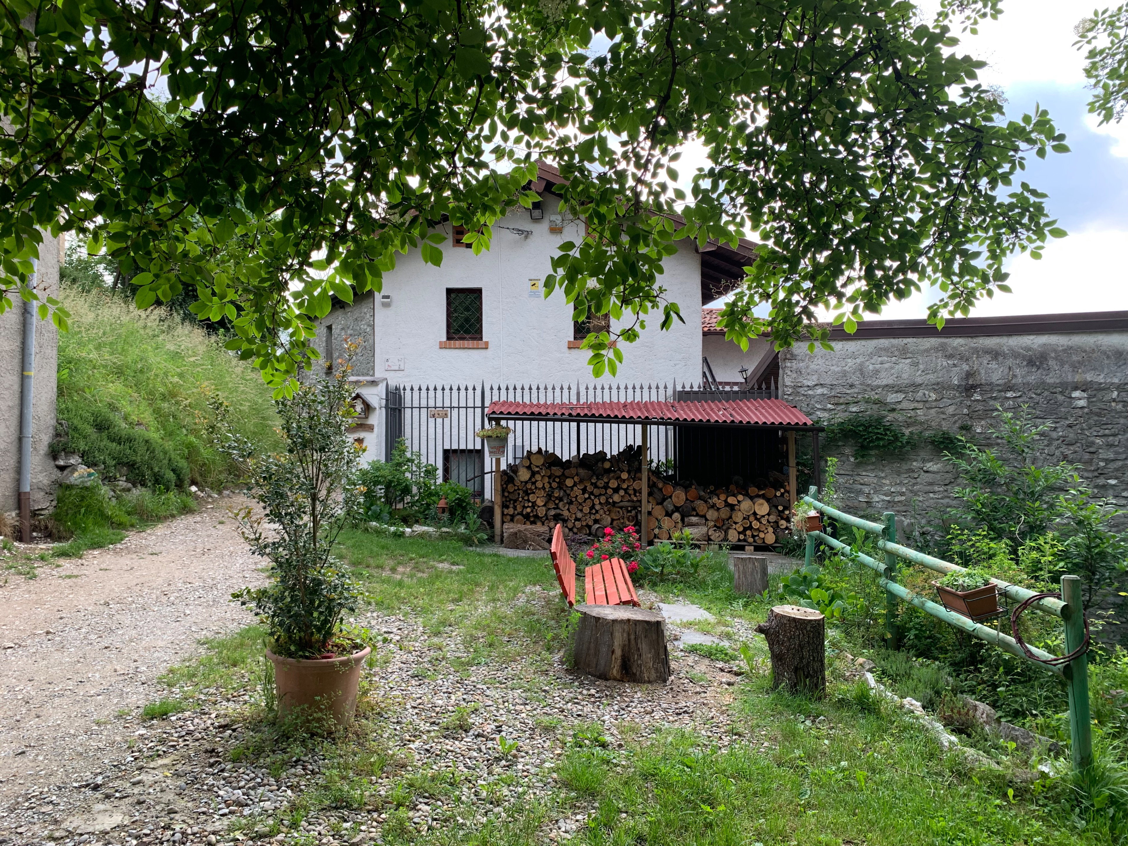 Casa nella natura a Caravate