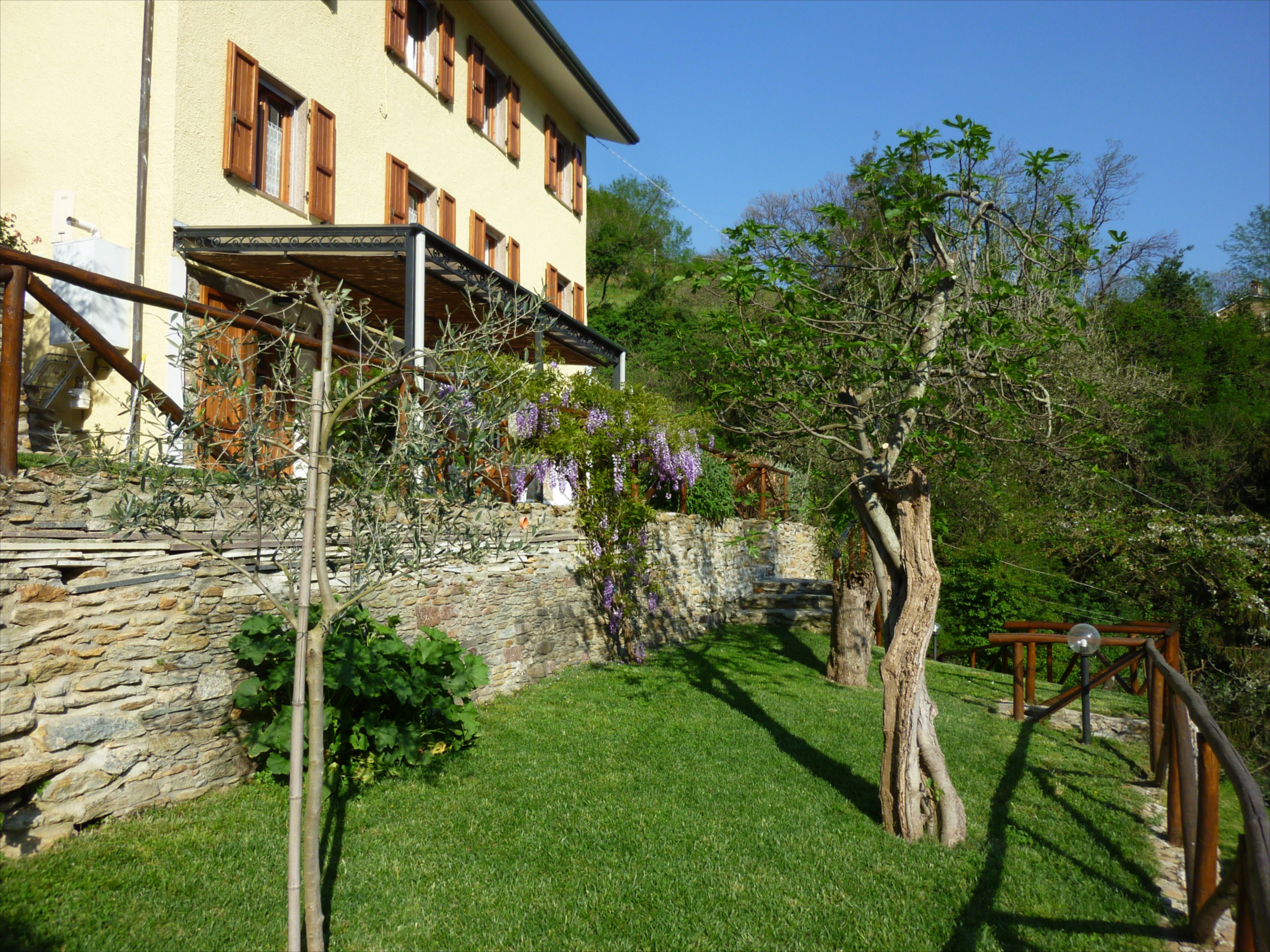 - image: 28