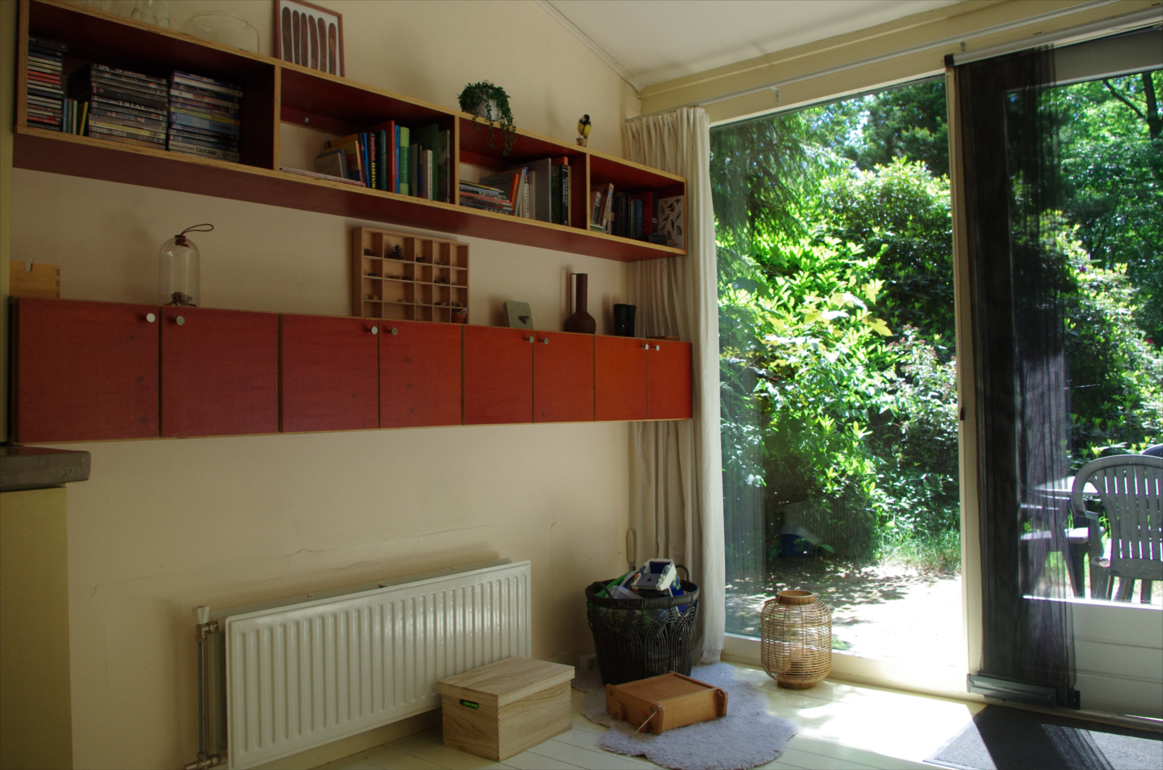 - image: 11