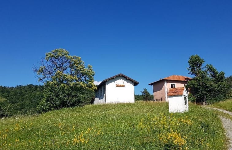 Casa nella natura a Dego