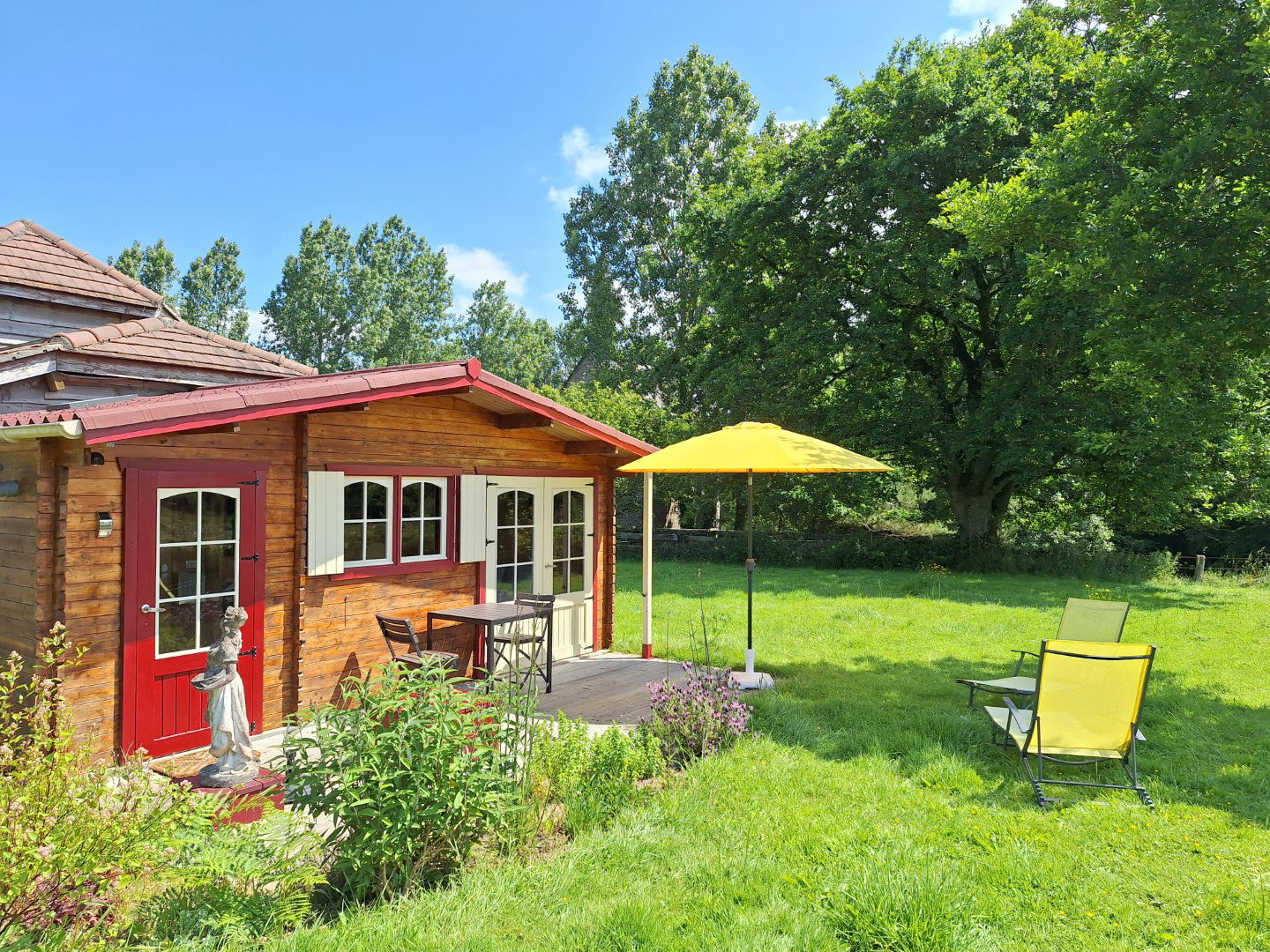 Nature house in Saint-Mars-d'Egrenne