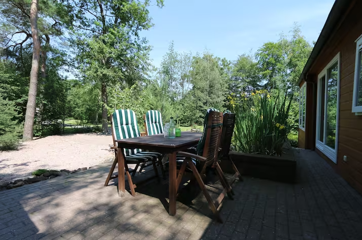 Naturhäuschen in Oosterwolde