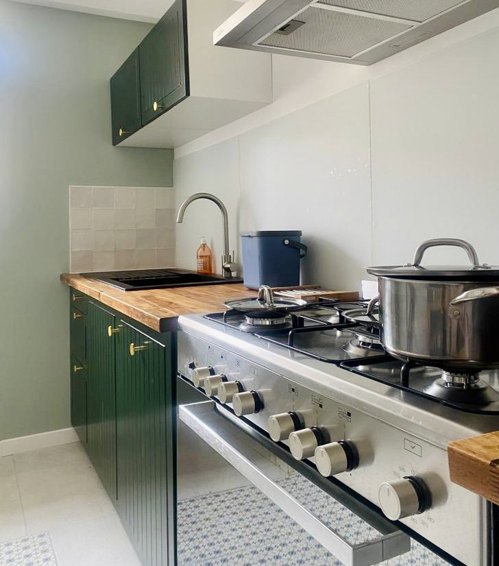 - image: 24