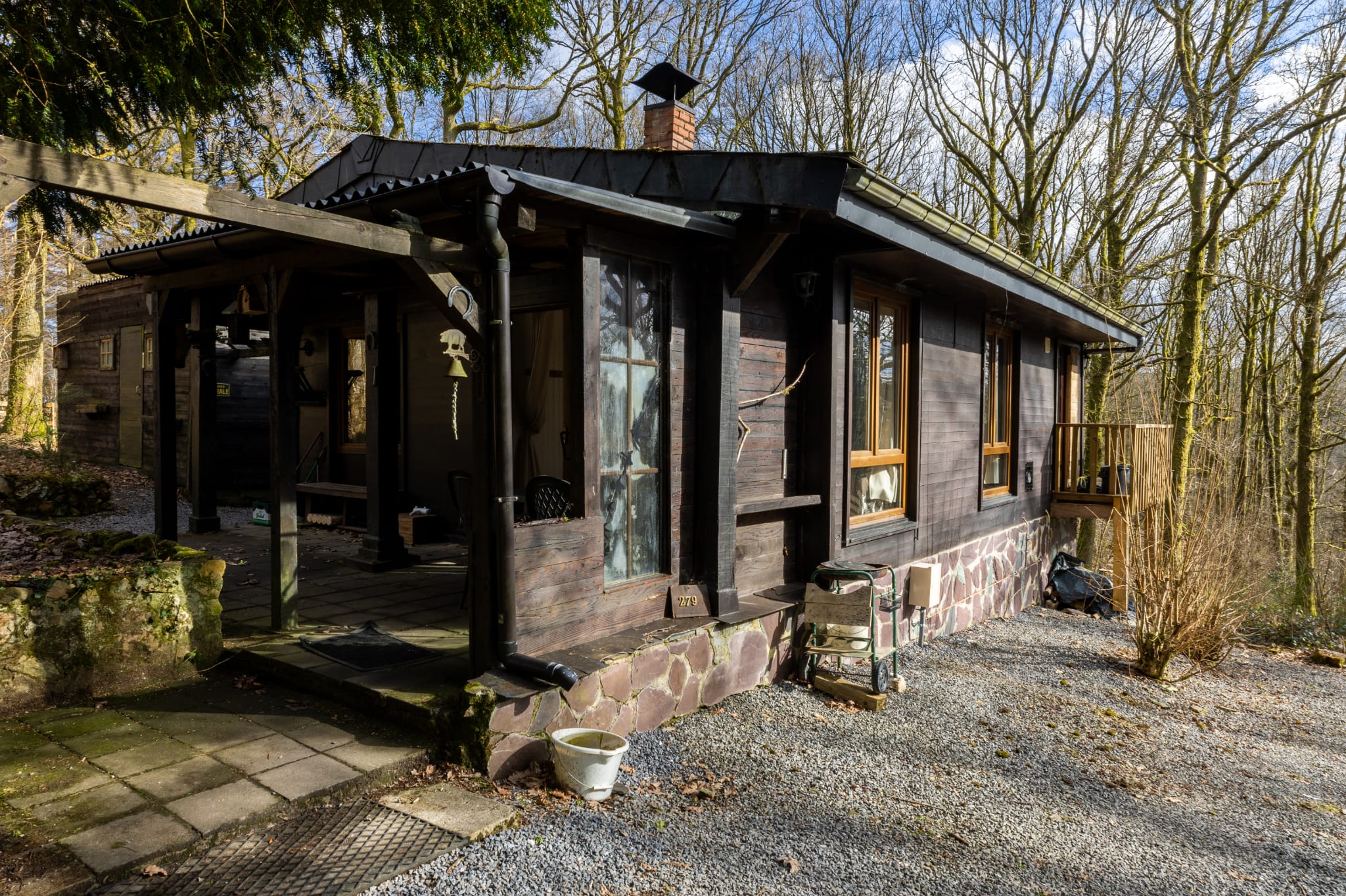 Naturhäuschen in Viroinval