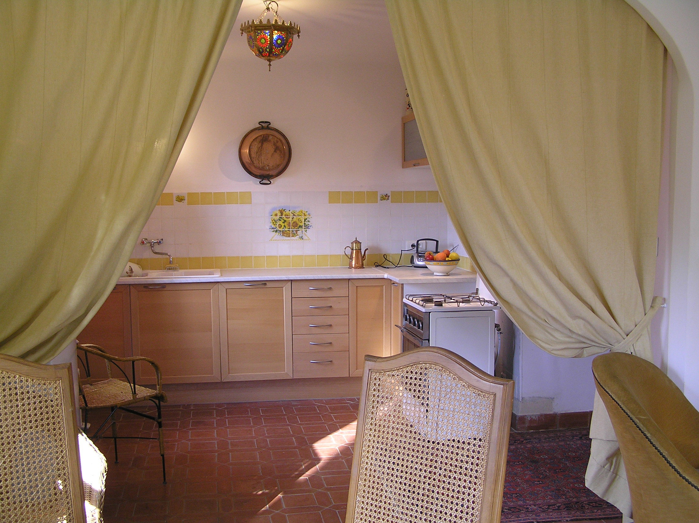 - image: 4