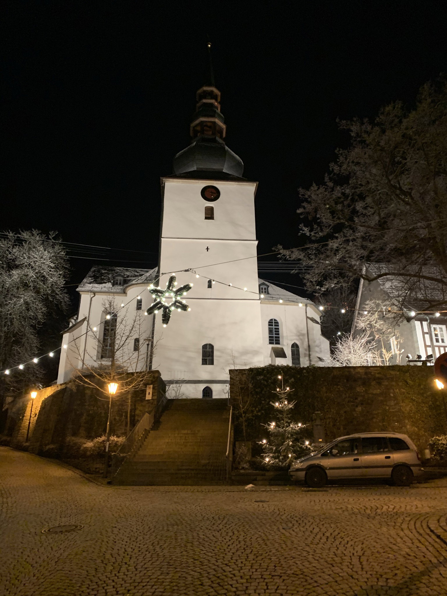 - image: 85
