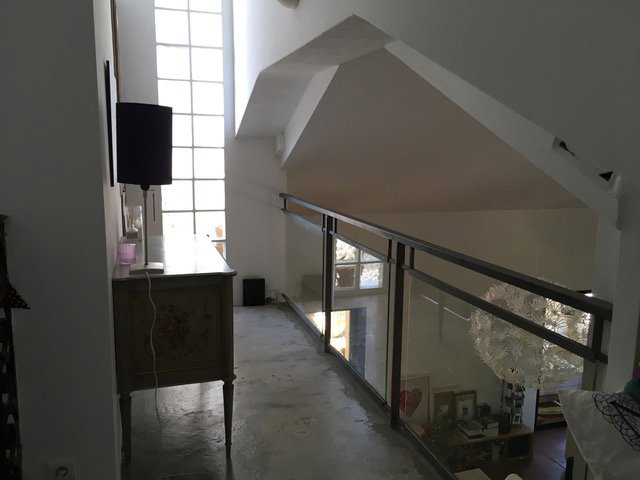 - image: 17