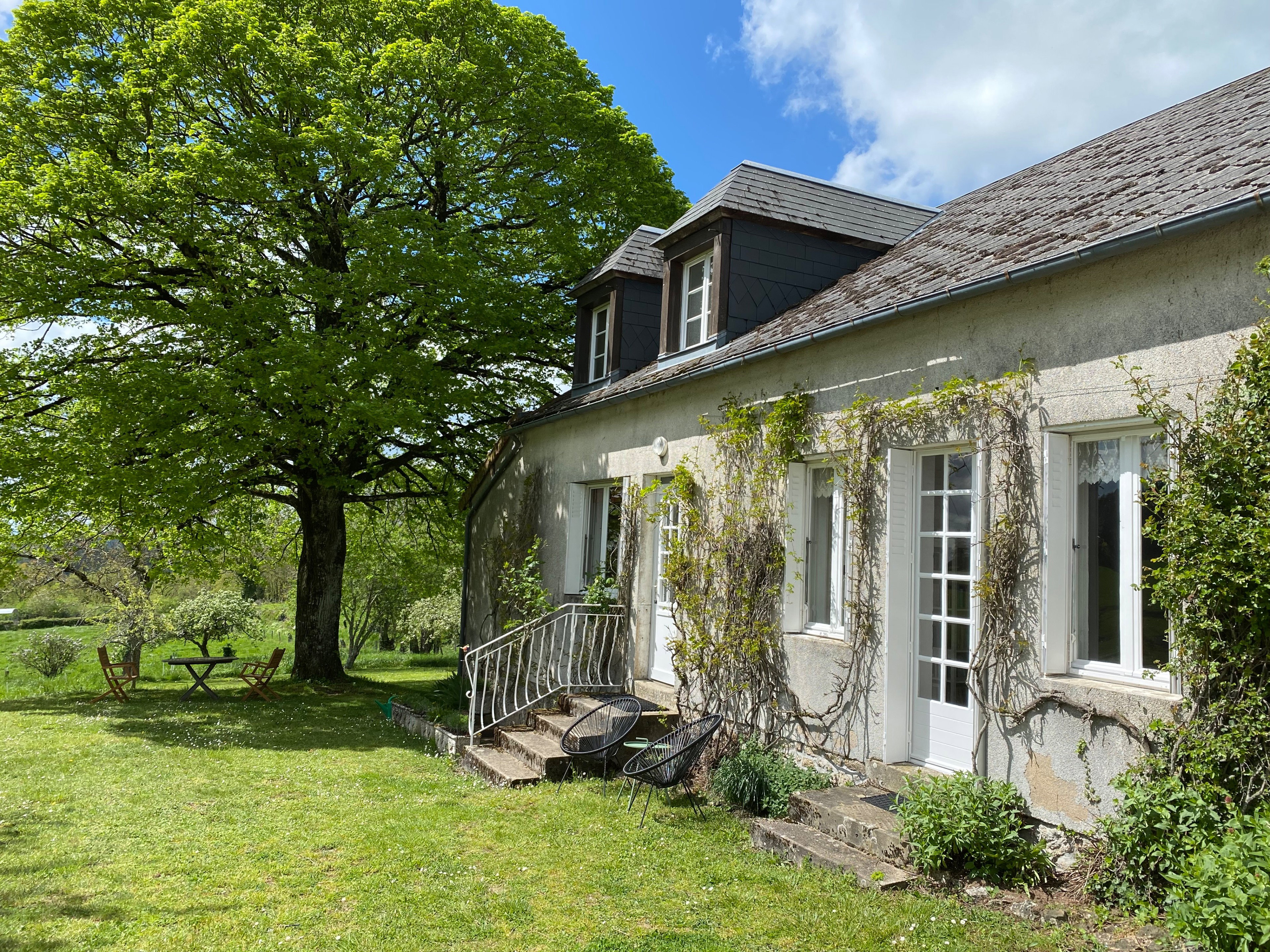Maison nature à Saint Leger de Fougeret
