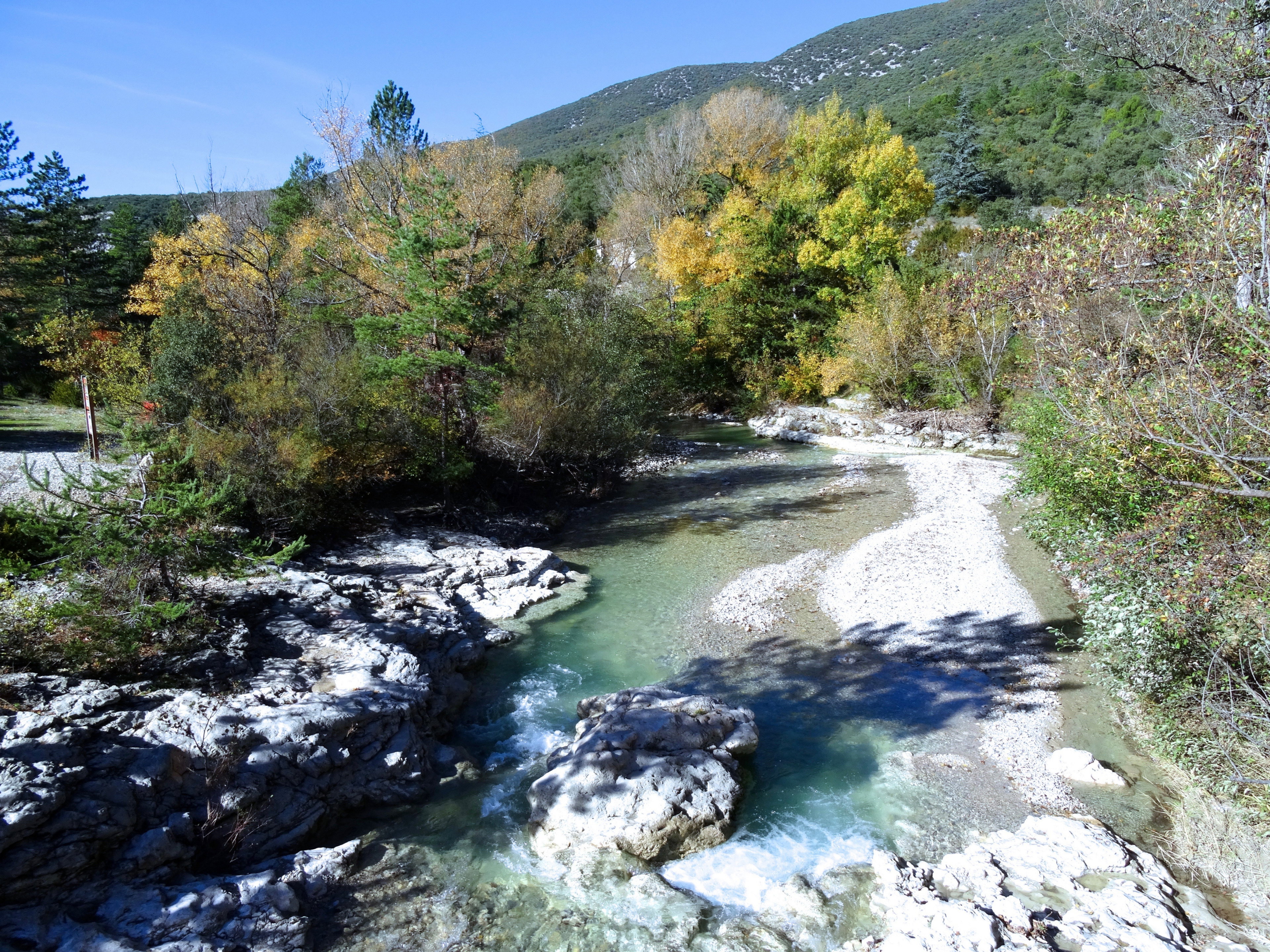 Nature house in Saint Leger du Ventoux