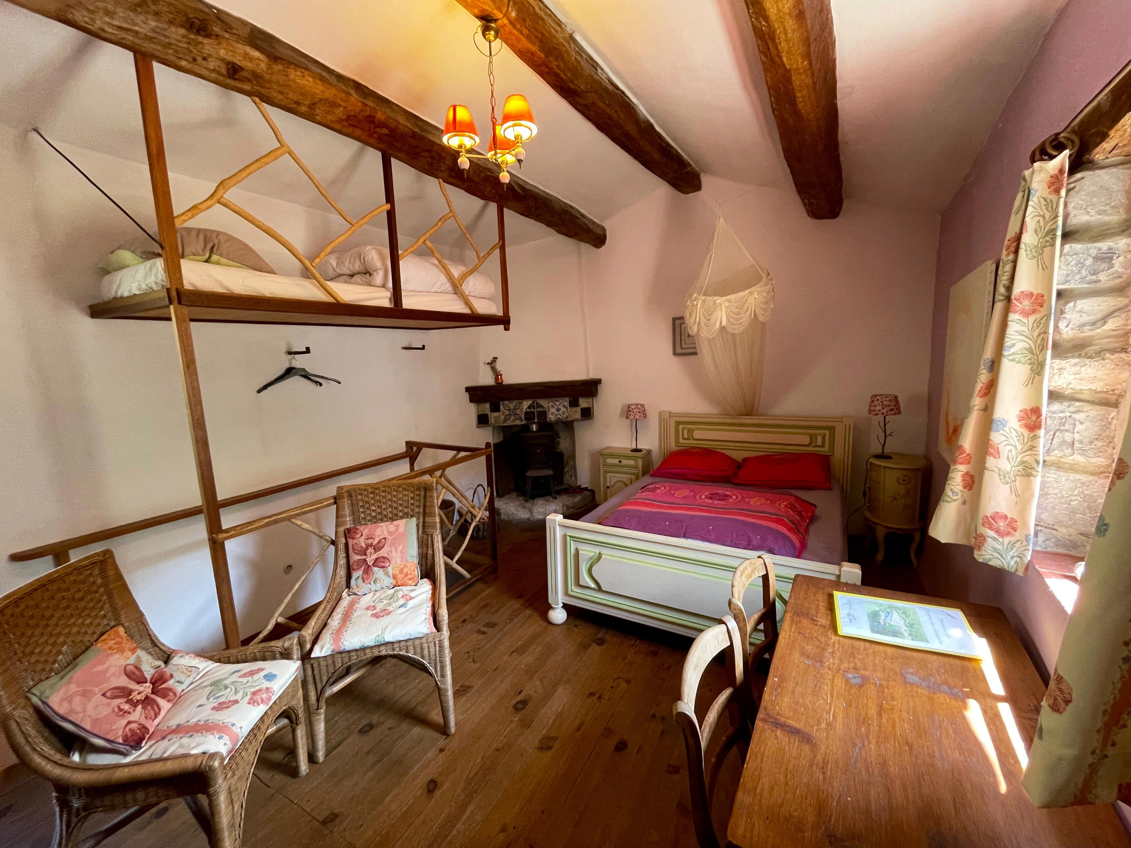 Nature house in Saint Leger du Ventoux