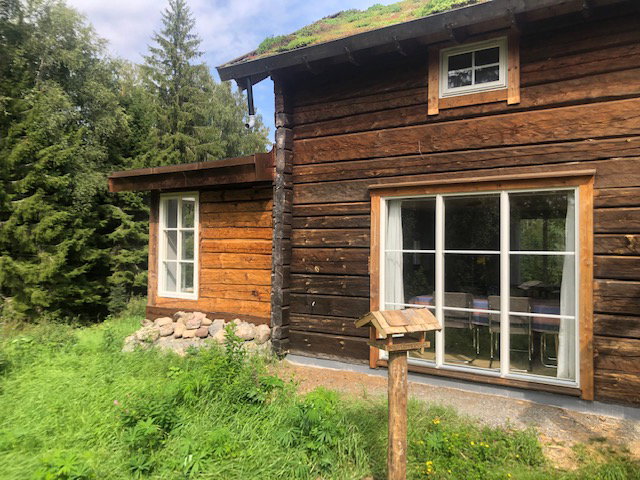 - image: 21